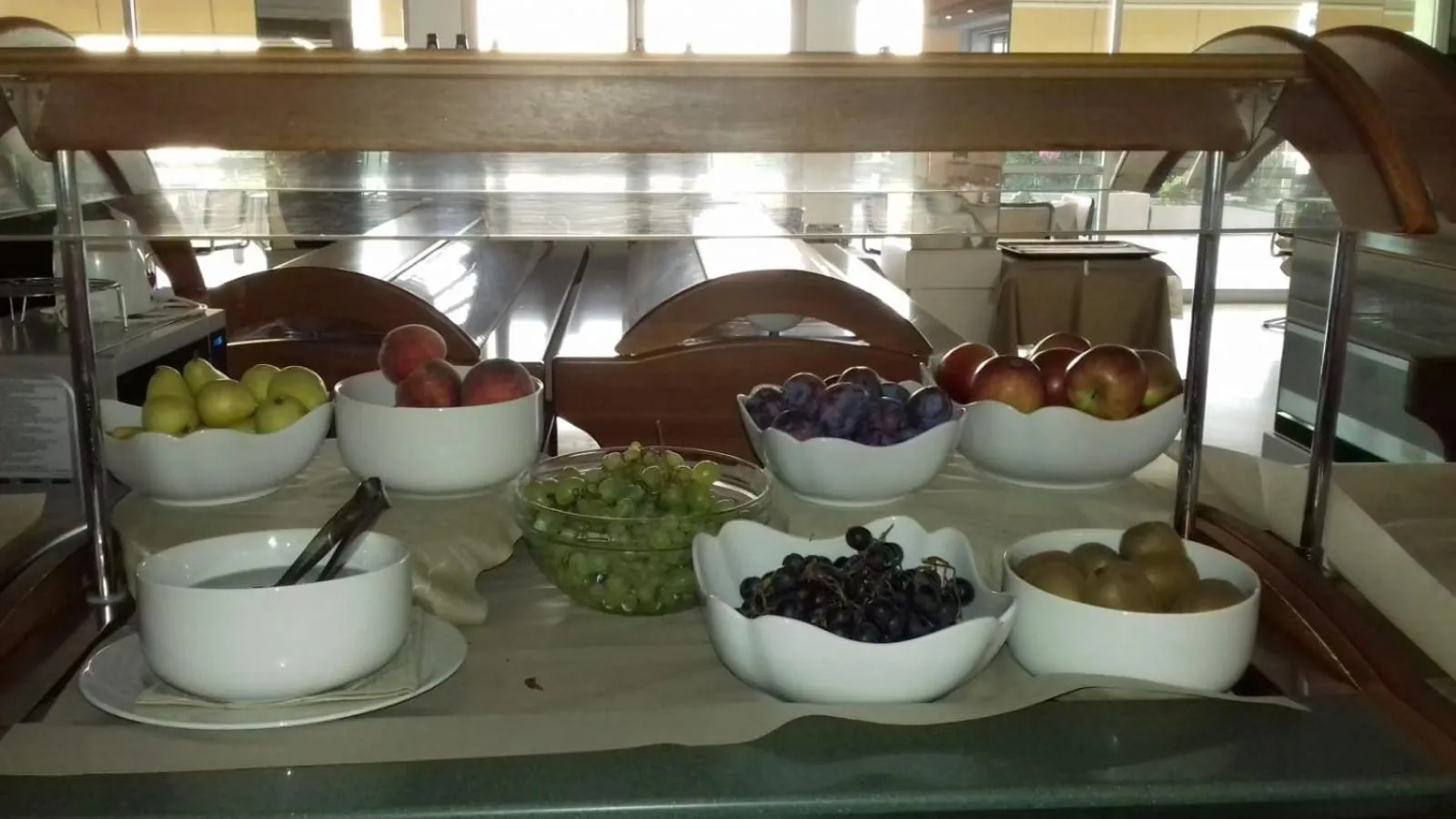 Breakfast in Hotel Select