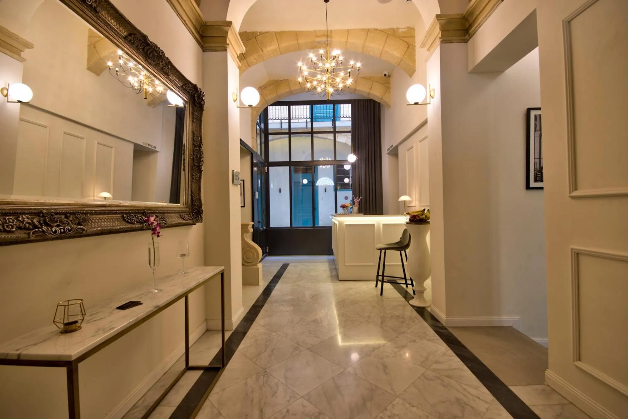 Lobby or reception in 23 Boutique Hotel