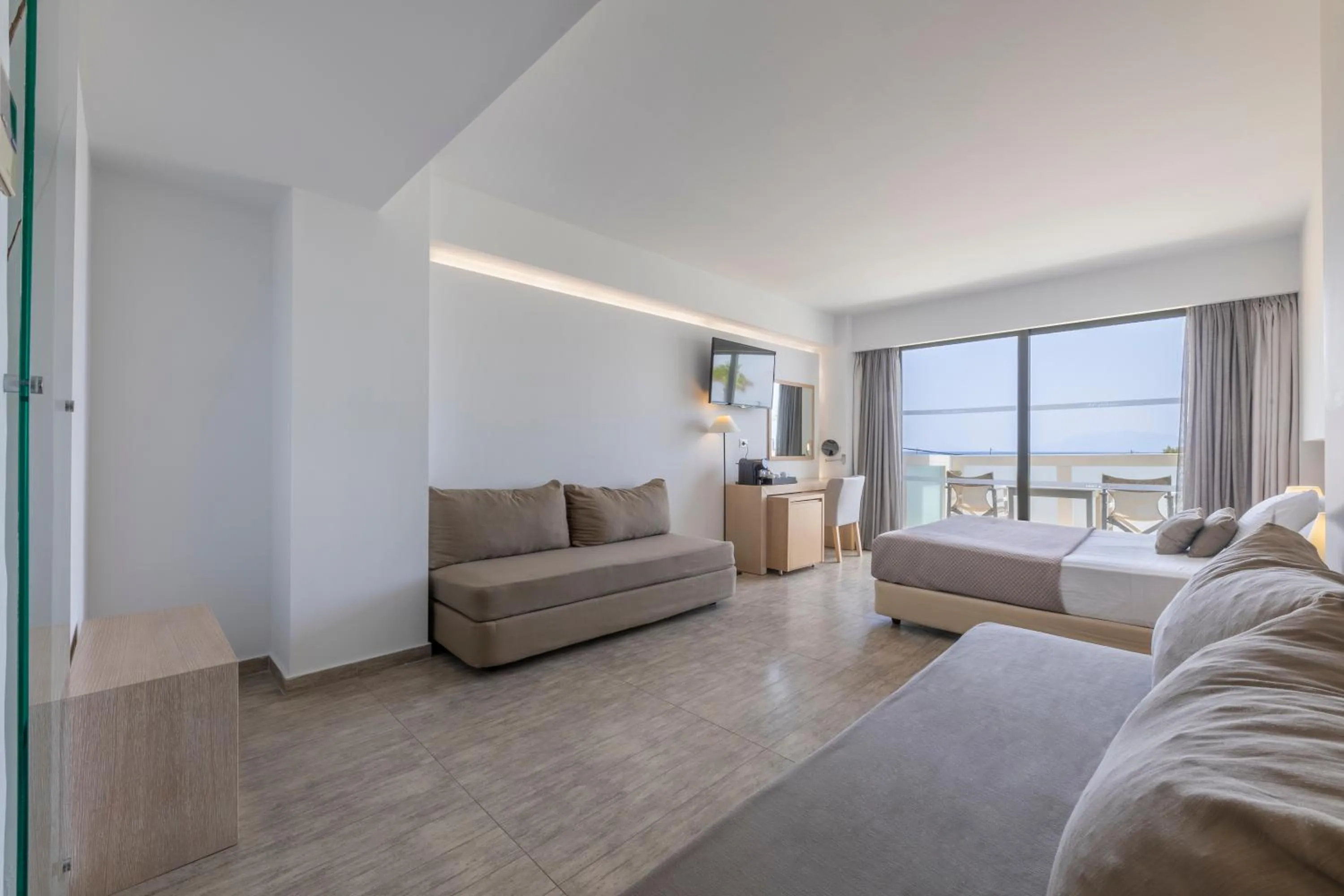 Family in Akti Palace Hotel