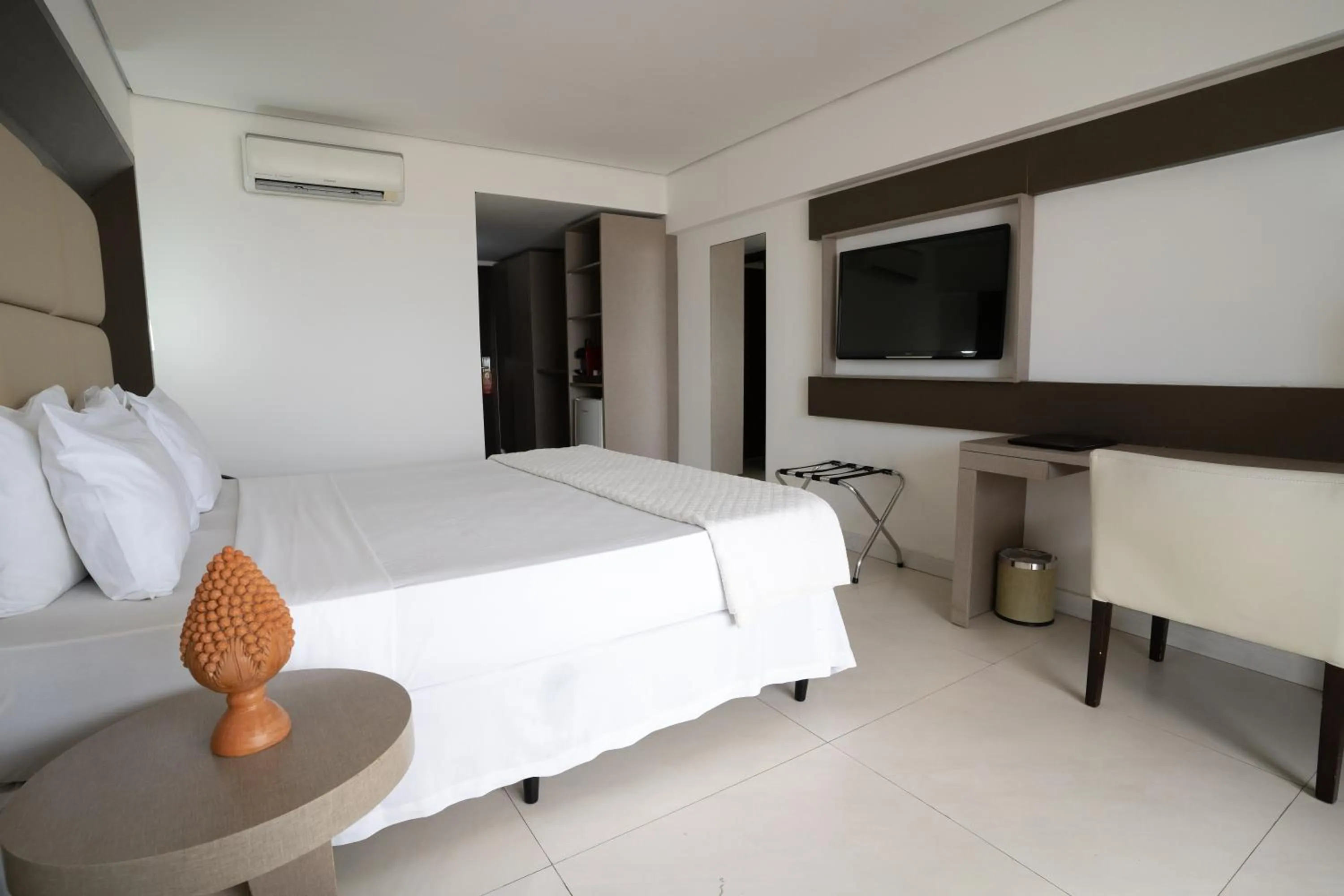 Bed in Hotel Cabo Branco Atlântico