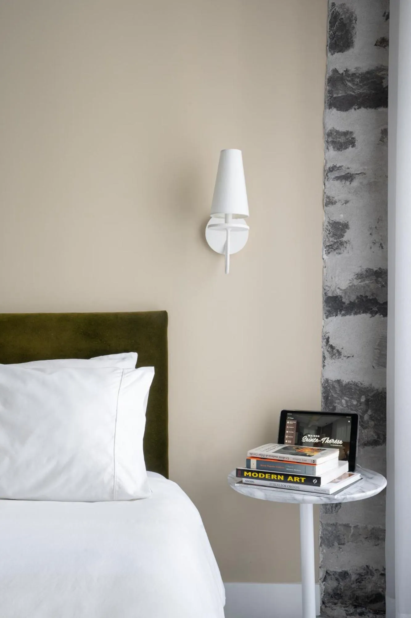 Bed in Maison Sainte-Thérèse By Maisons & co