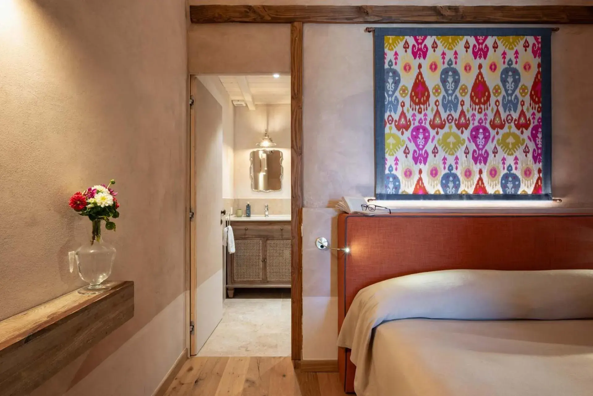 Quadruple Room in Guadalupe Tuscany Resort Quadruple Room in Guadalupe Tuscany Resort