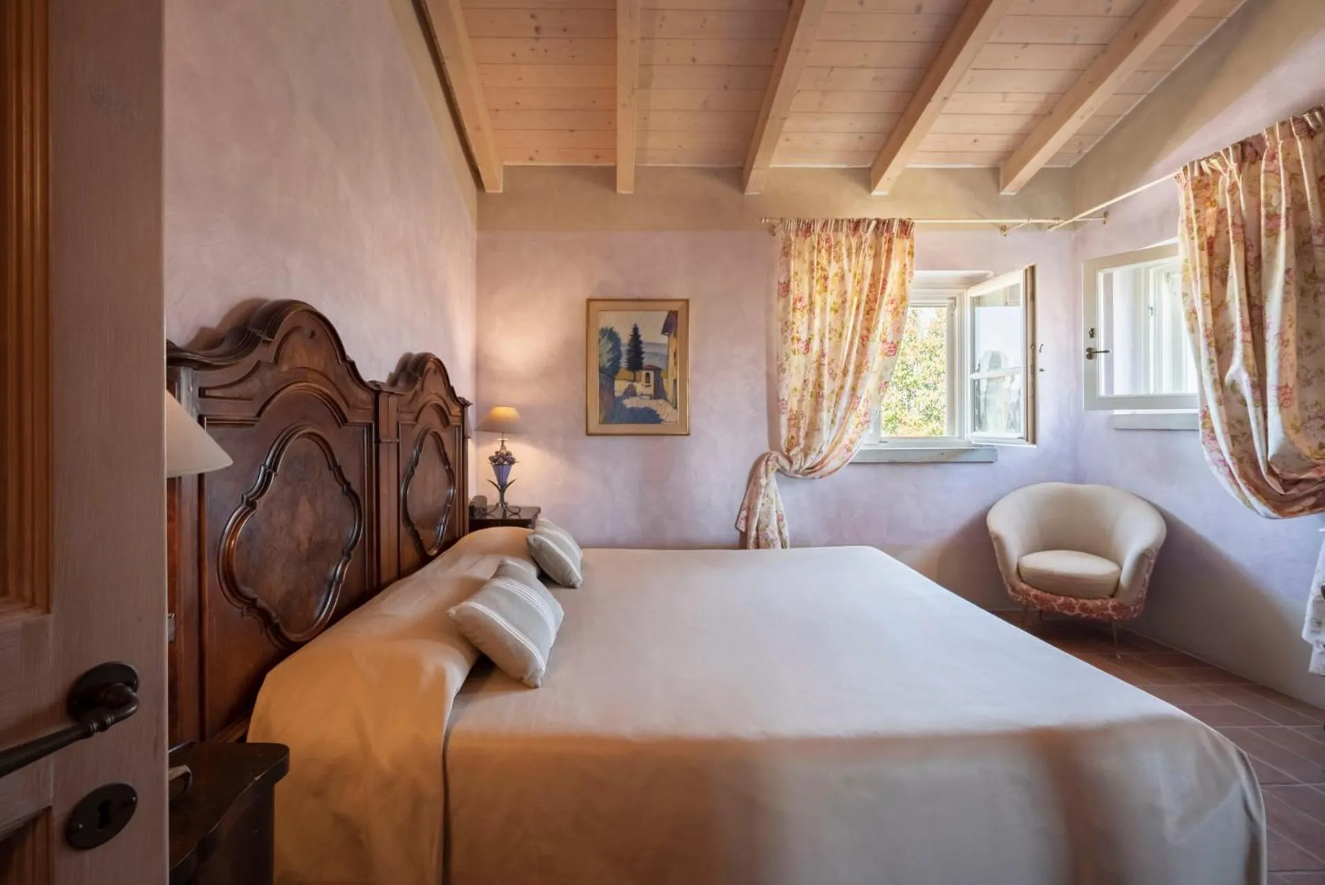 Bed in Guadalupe Tuscany Resort