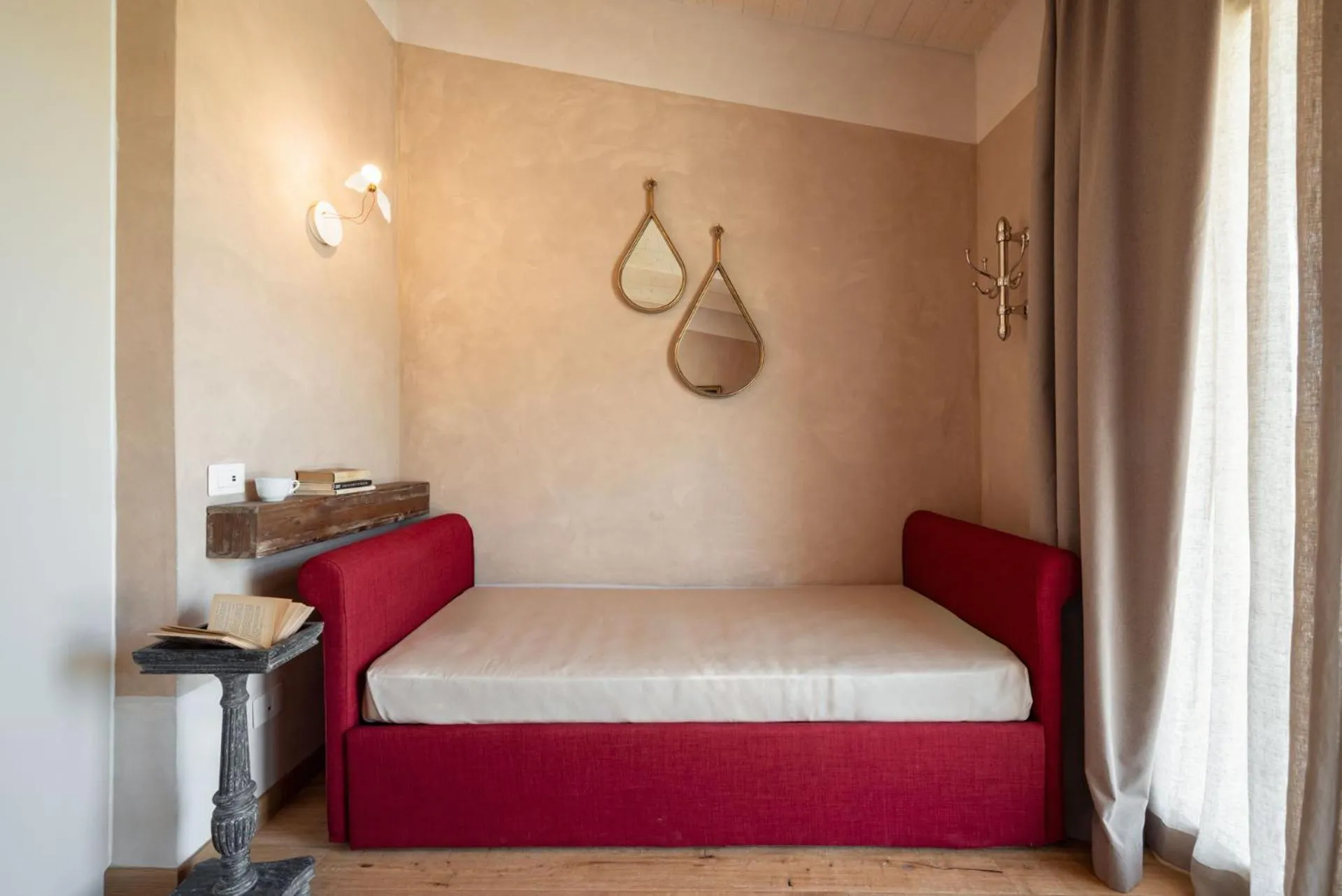 Bed in Guadalupe Tuscany Resort