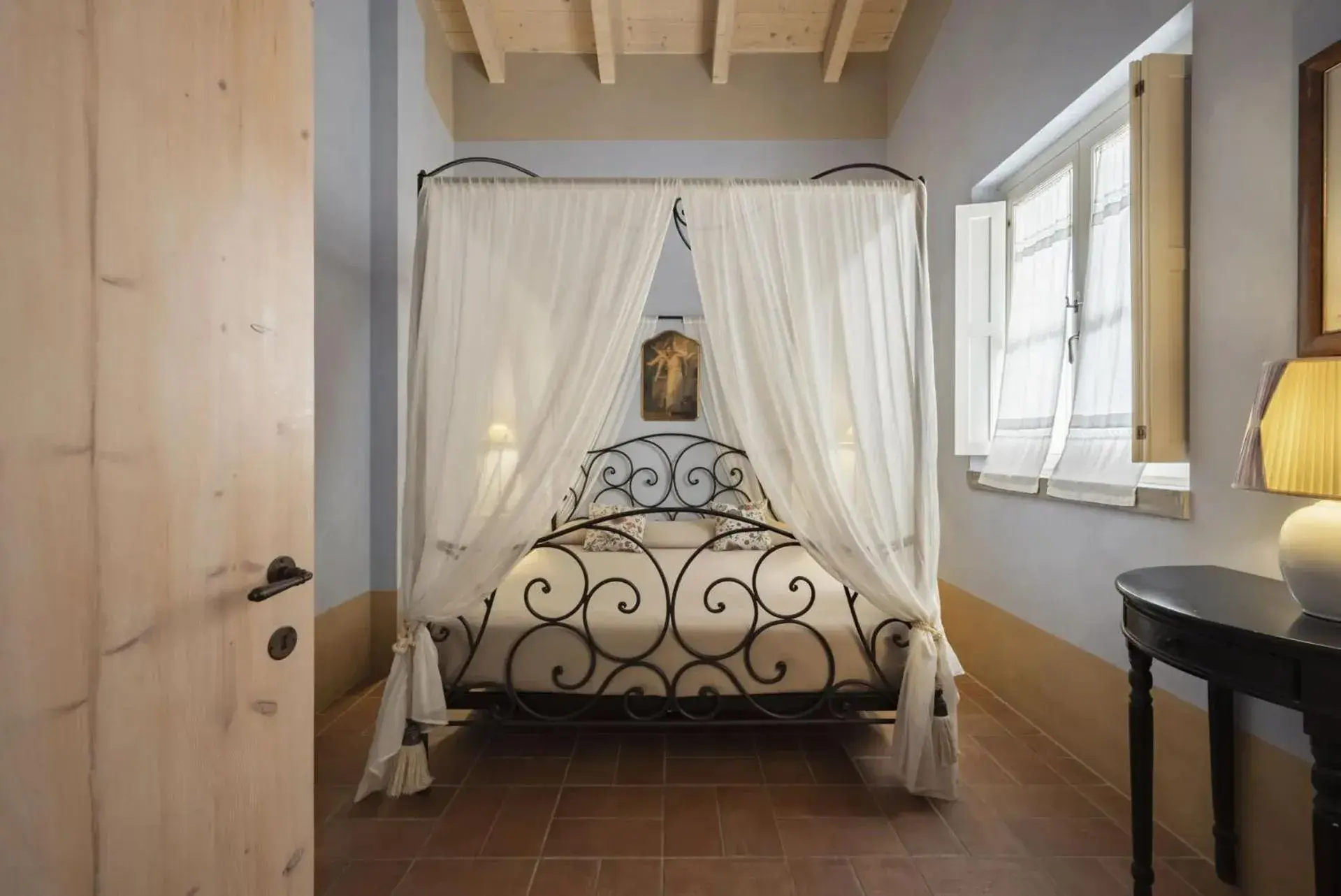 Superior Double or Twin Room in Guadalupe Tuscany Resort Superior Double or Twin Room in Guadalupe Tuscany Resort