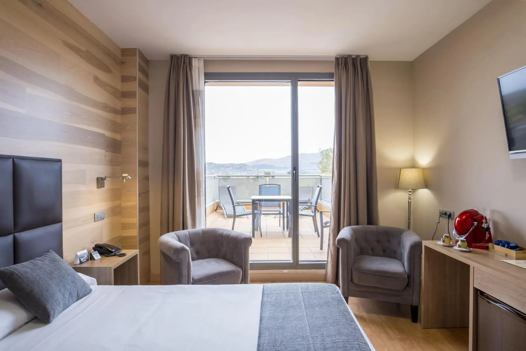 Bedroom, Bed in El Espinar