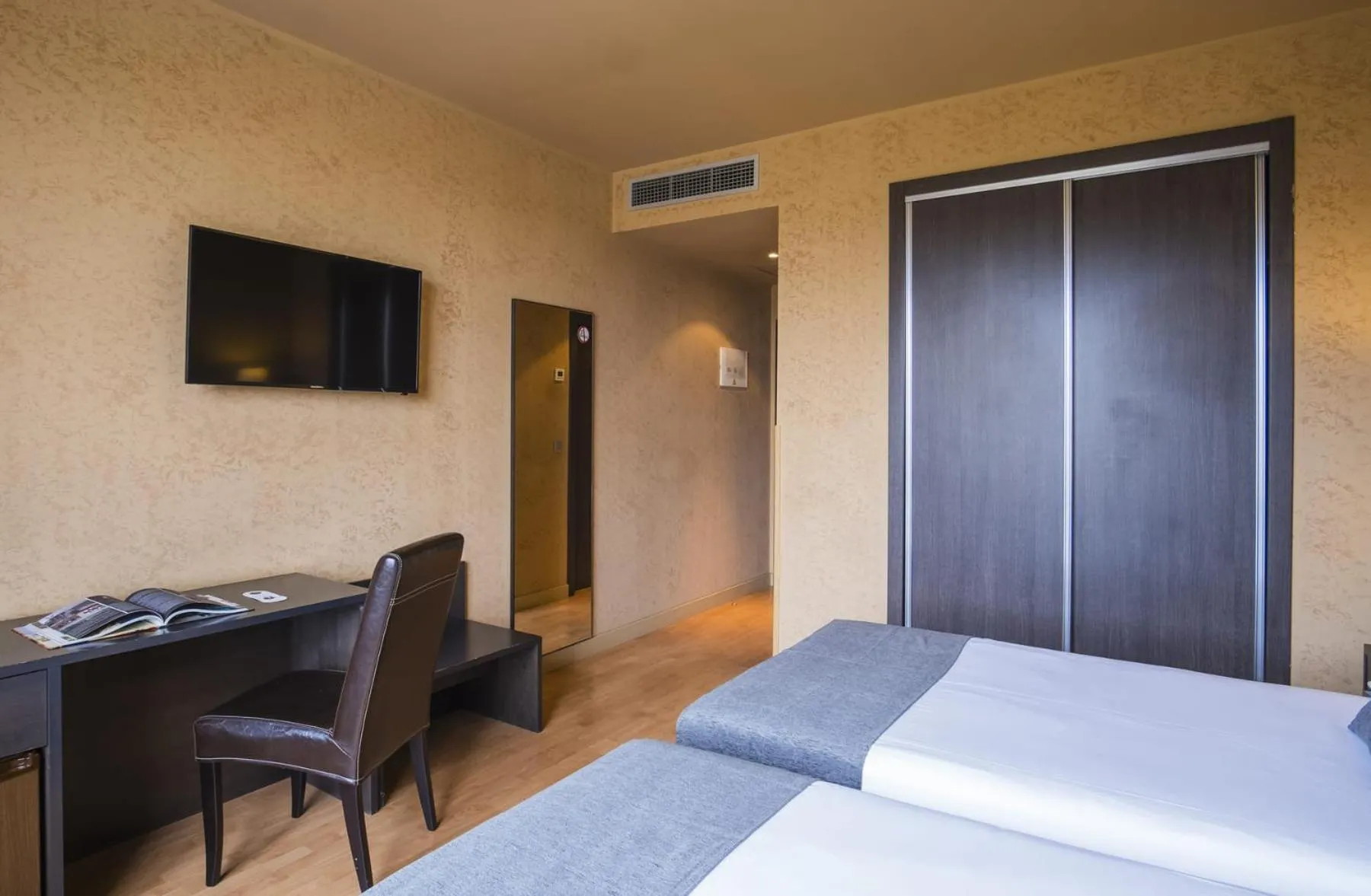 Bedroom, Bed in El Espinar