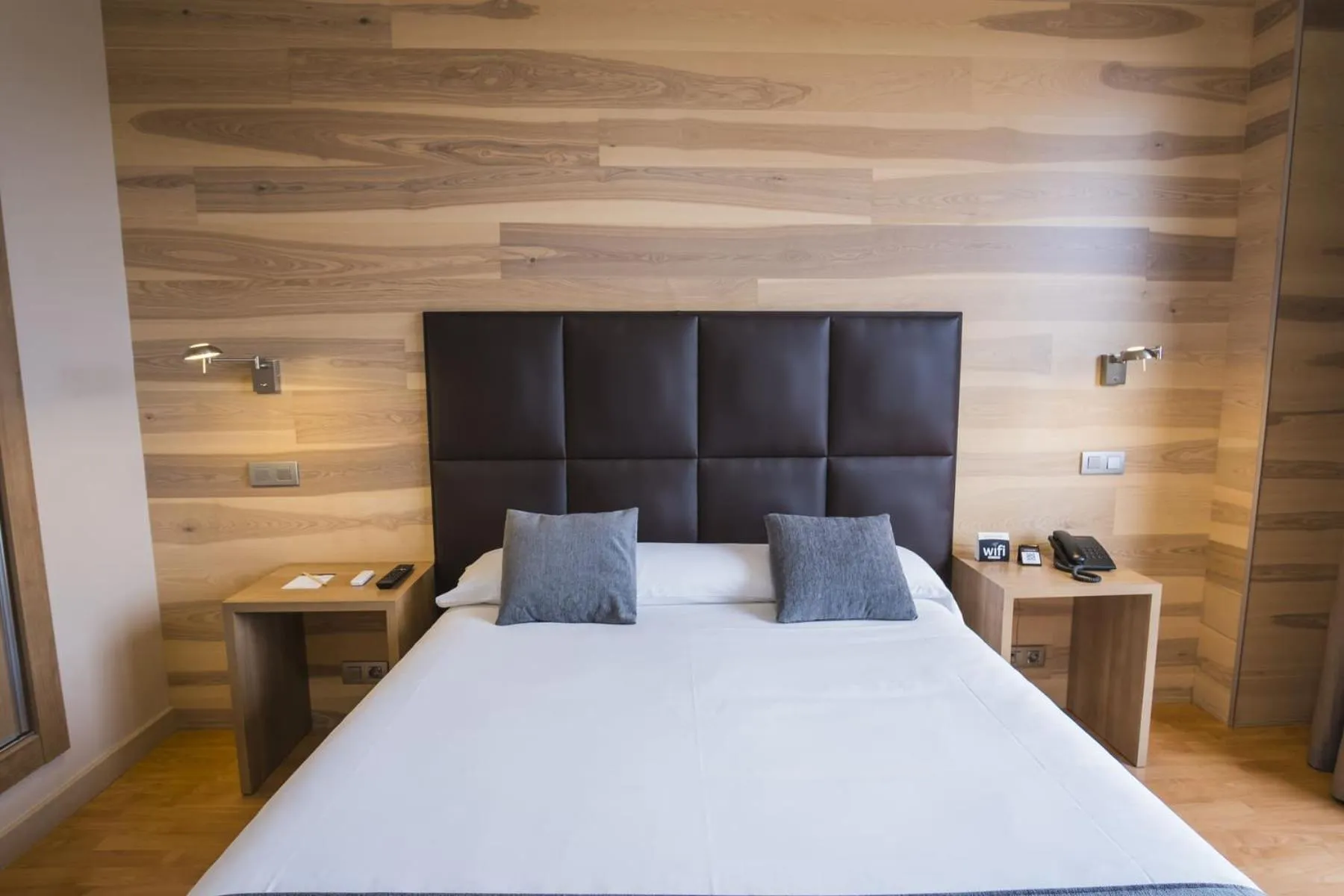 Bedroom, Bed in El Espinar