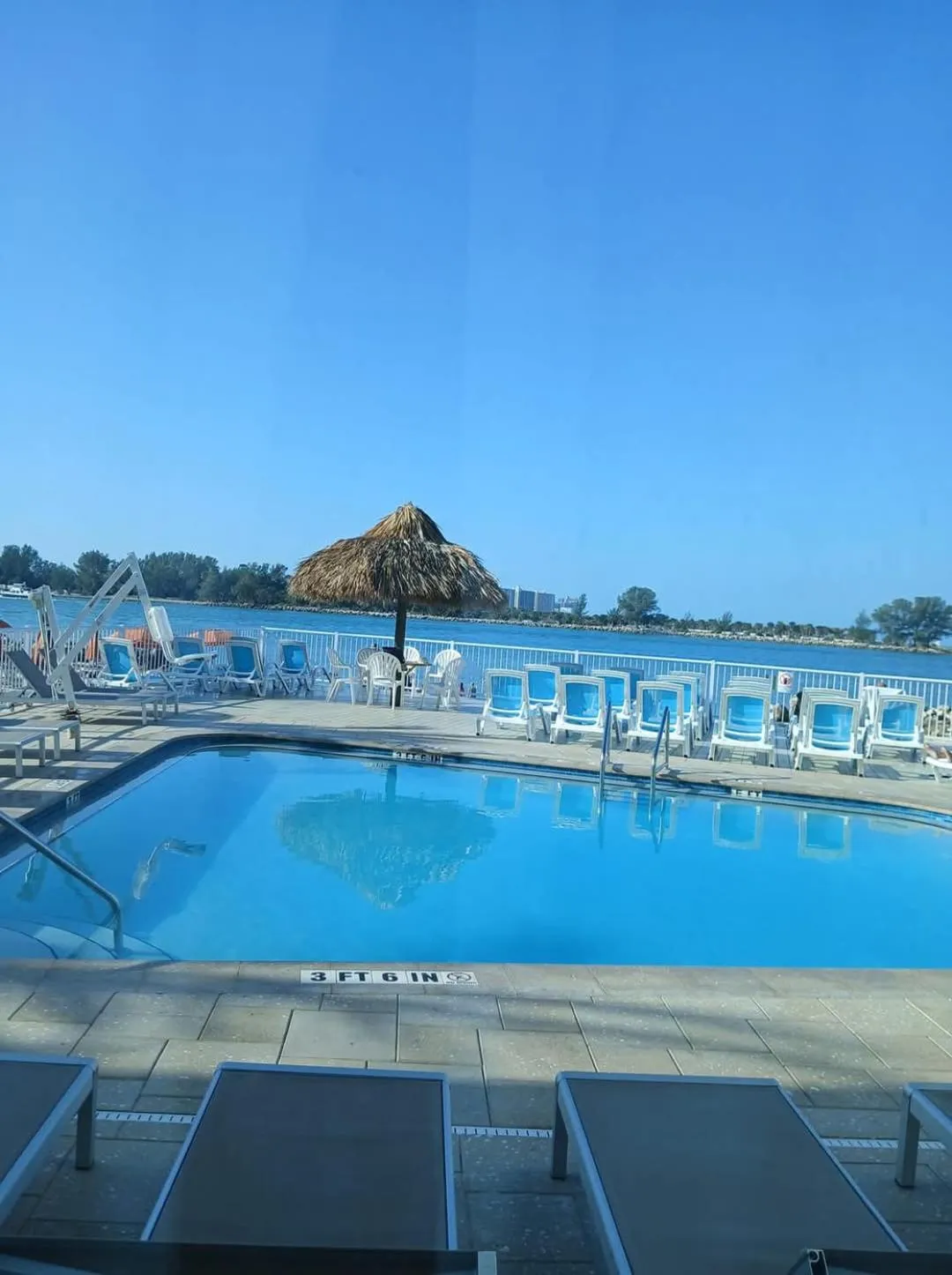 Swimming pool in Gulfview Hotel - On the Beach