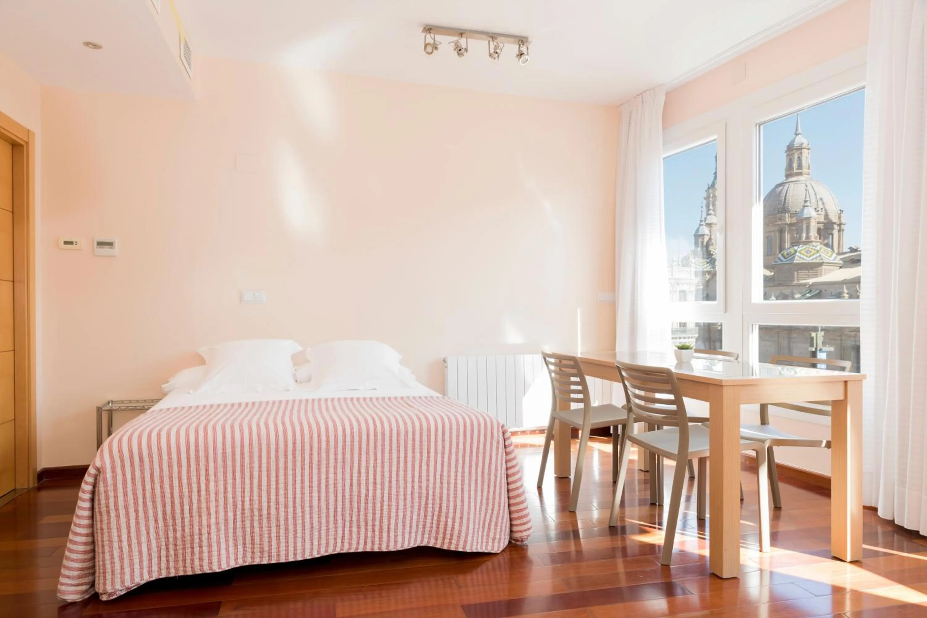 View (from property/room), Bed in Apartamentos Sabinas El Pilar