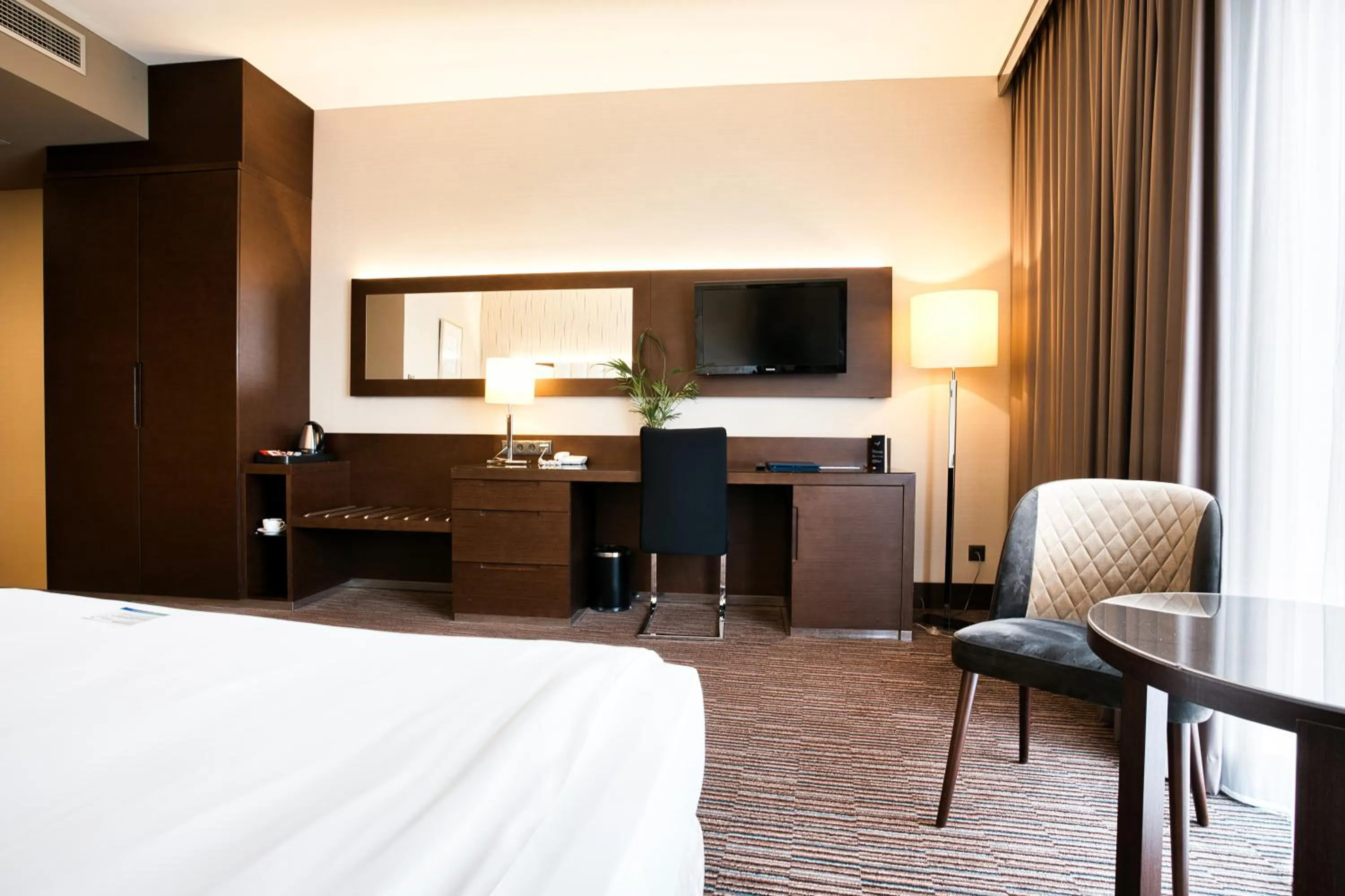 Photo of the whole room, Bed in Copernicus Toruń Hotel