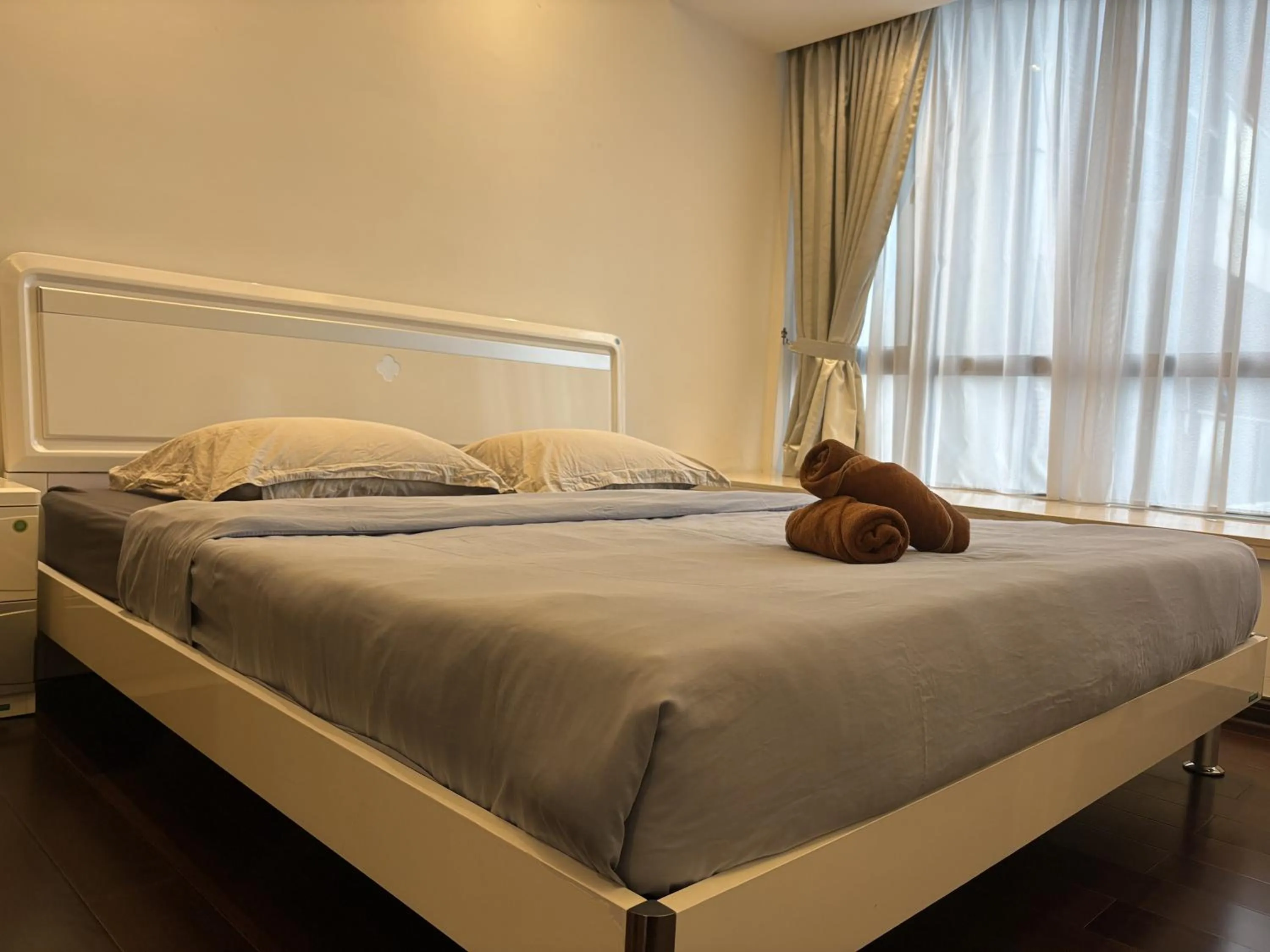 Bed in R&F Princess Cove @ R&F Mall