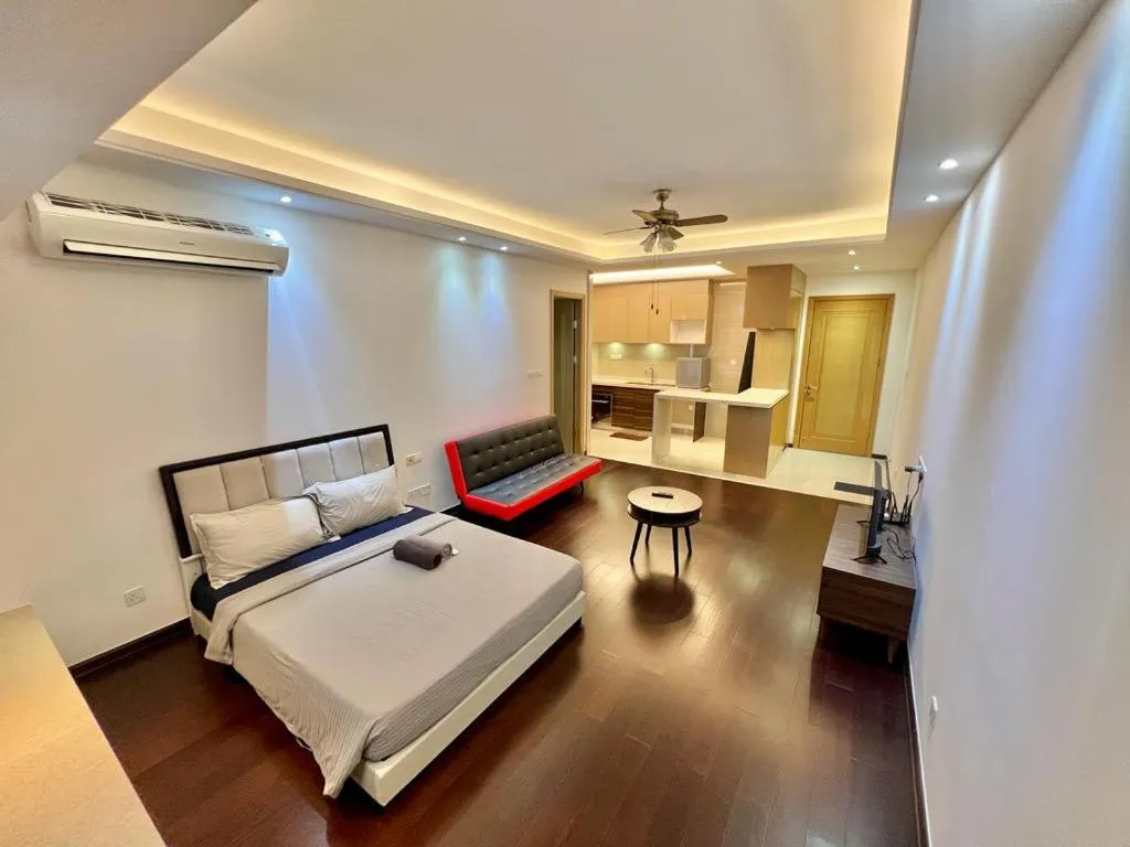 Bed in R&F Princess Cove @ R&F Mall