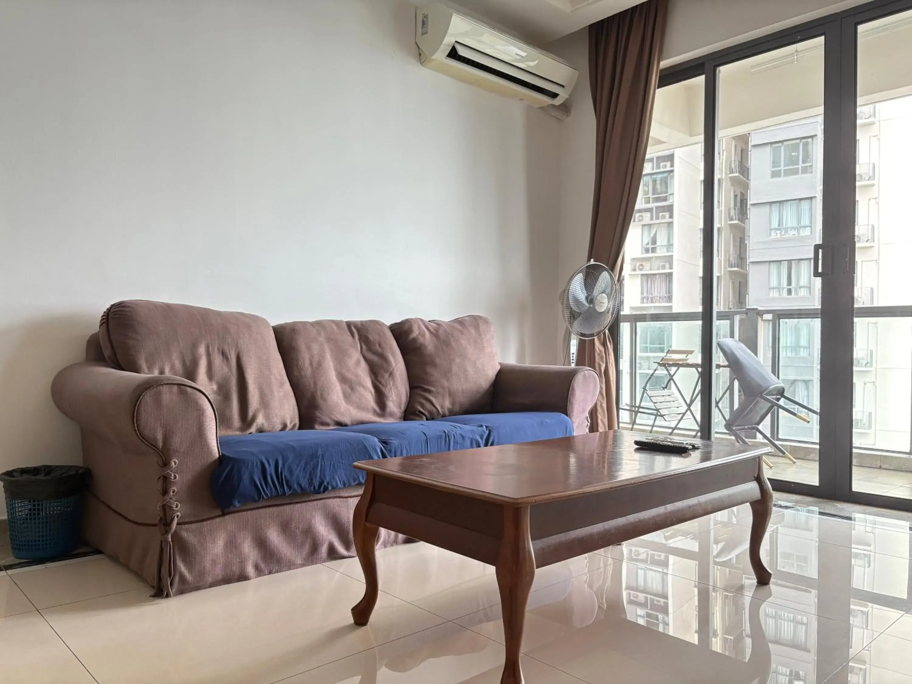 Three-Bedroom Apartment in R&F Princess Cove @ R&F Mall Three-Bedroom Apartment in R&F Princess Cove @ R&F Mall