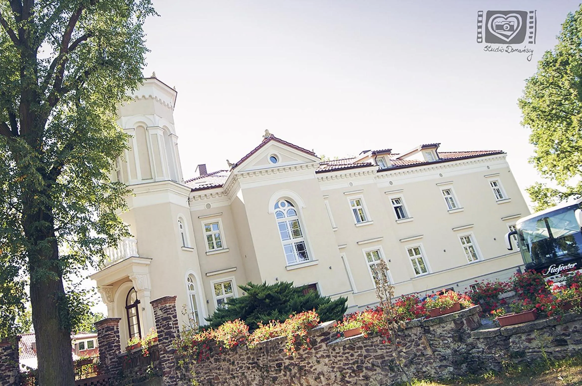 Property building in Pałac Pawłowice