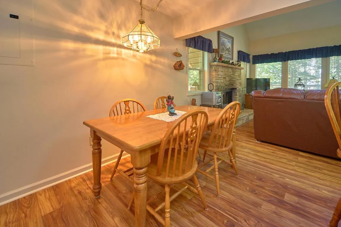 Property building in Mountain Hideaway