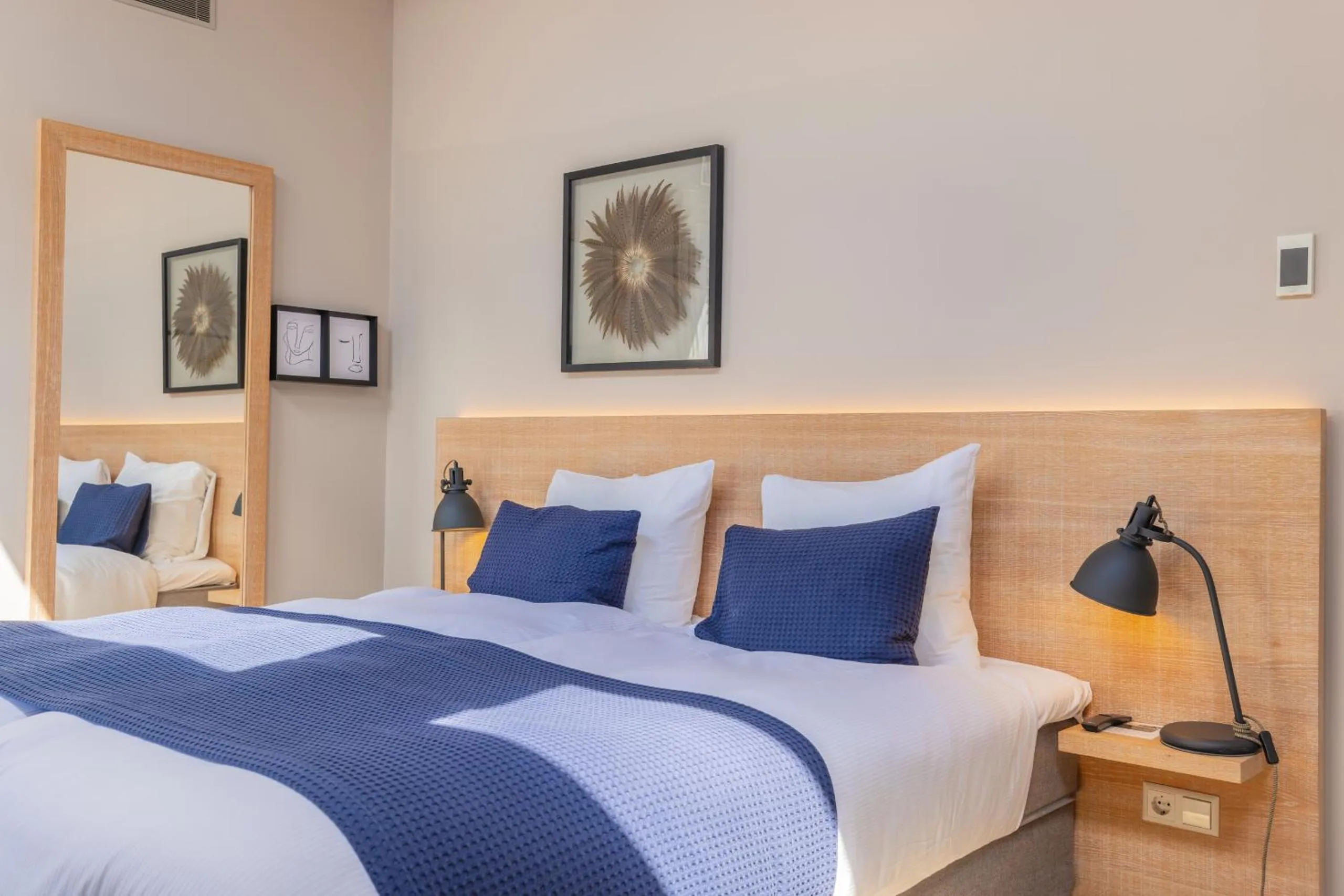 Bed in City Hotel Rembrandt