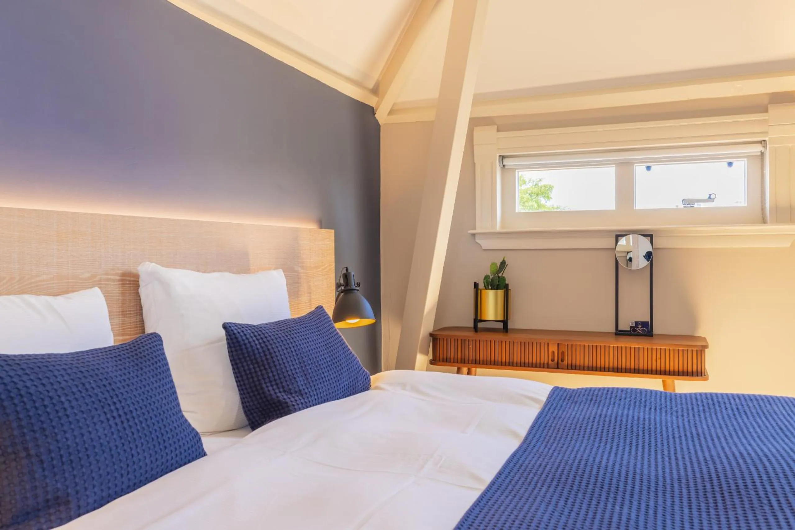 Bed in City Hotel Rembrandt