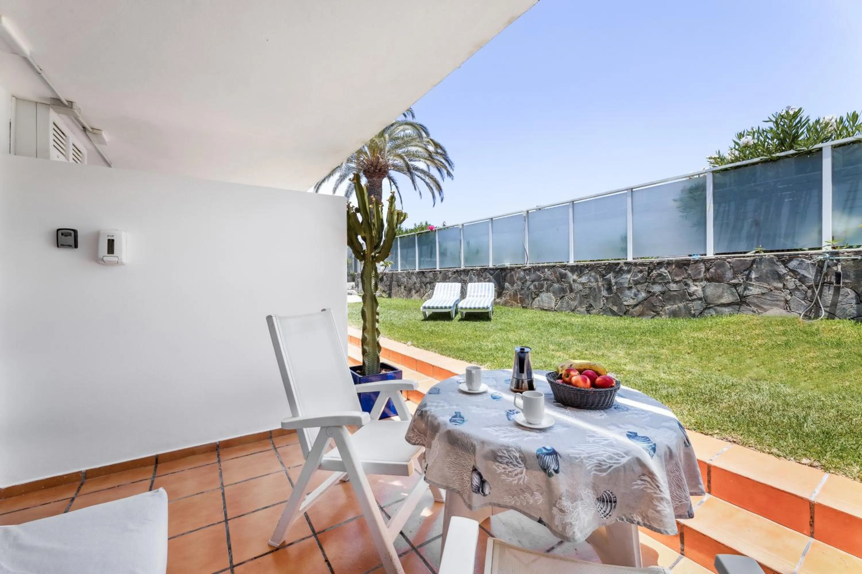 Garden view in Apartamentos El Capricho