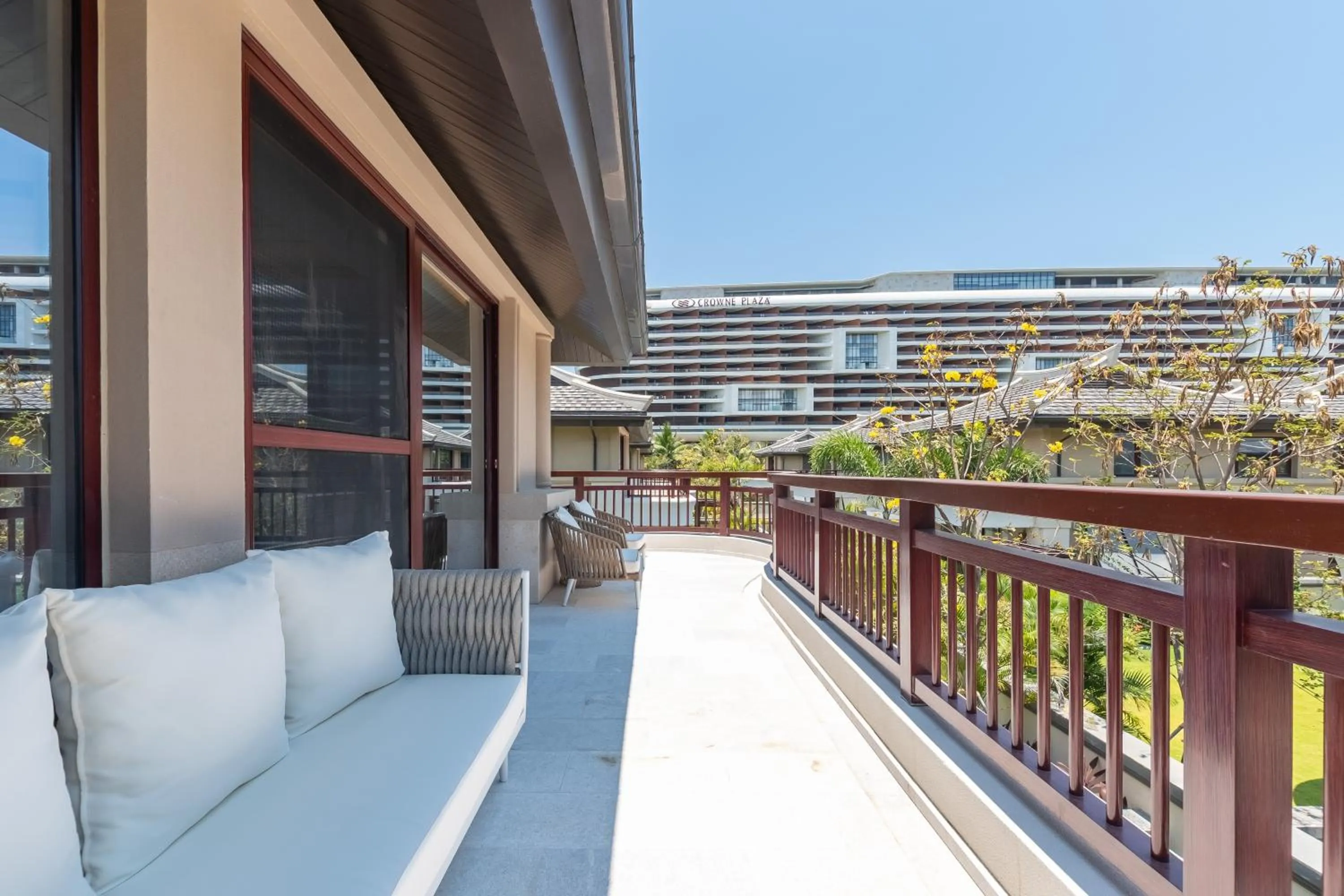 HaitangBay Loosen Coast Resort Villas