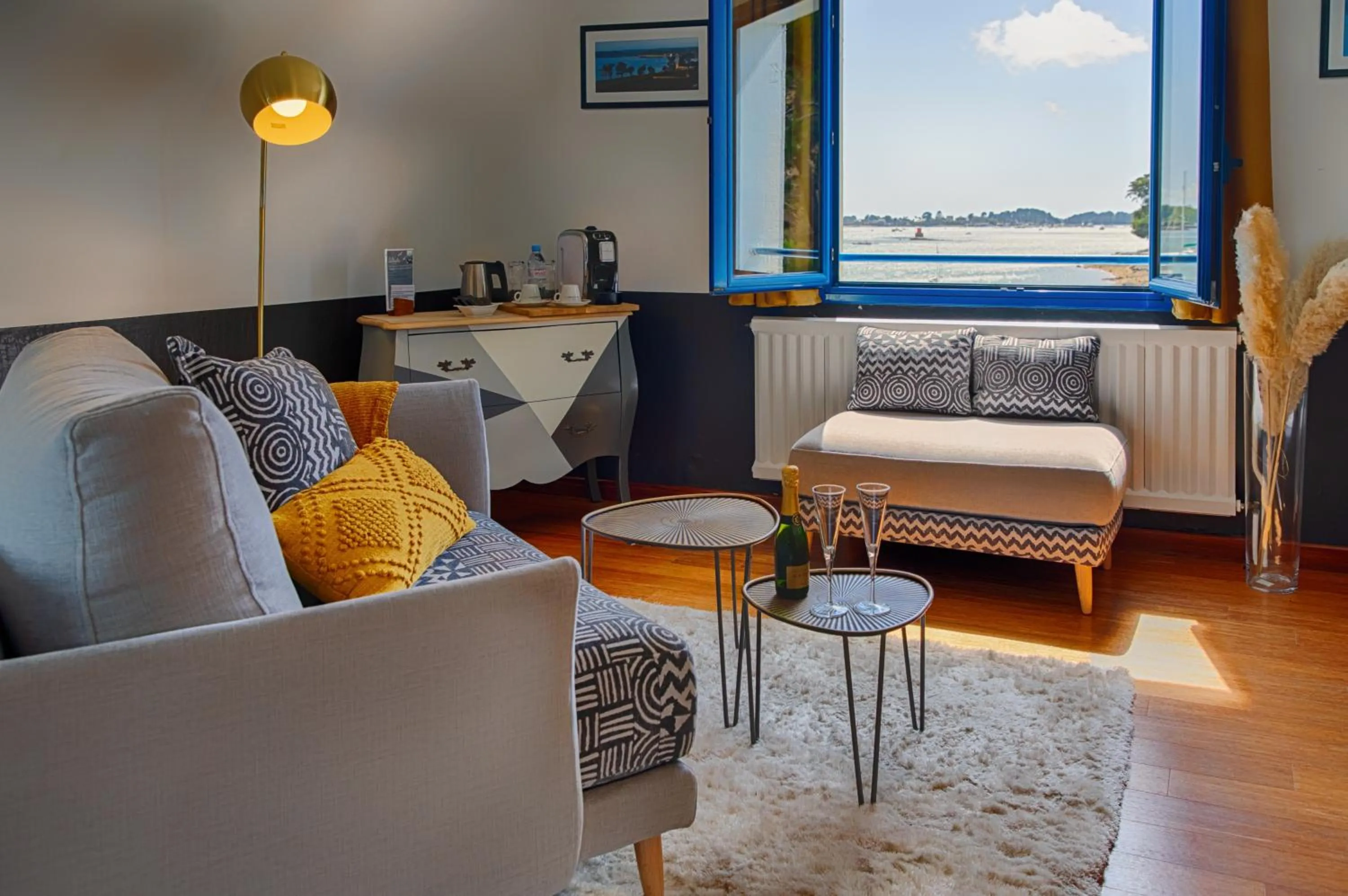 Sea view in Hotel Restaurant Les Venetes