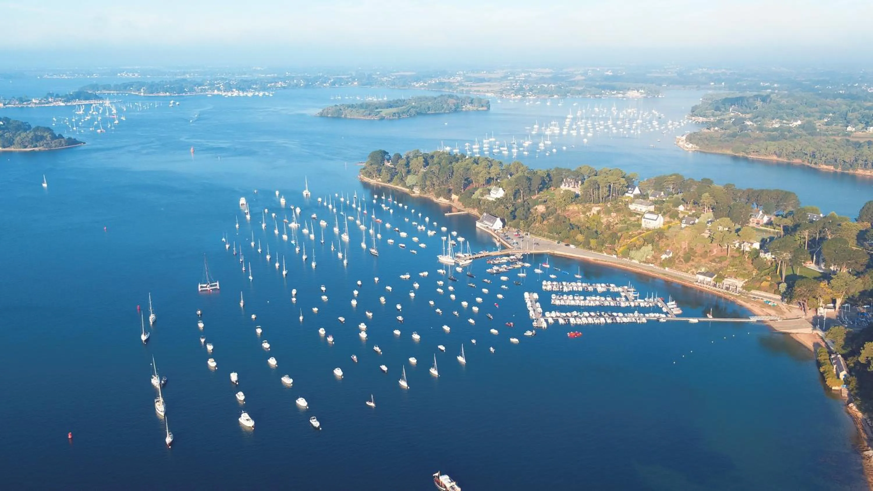 Natural landscape in Hotel Restaurant Les Venetes