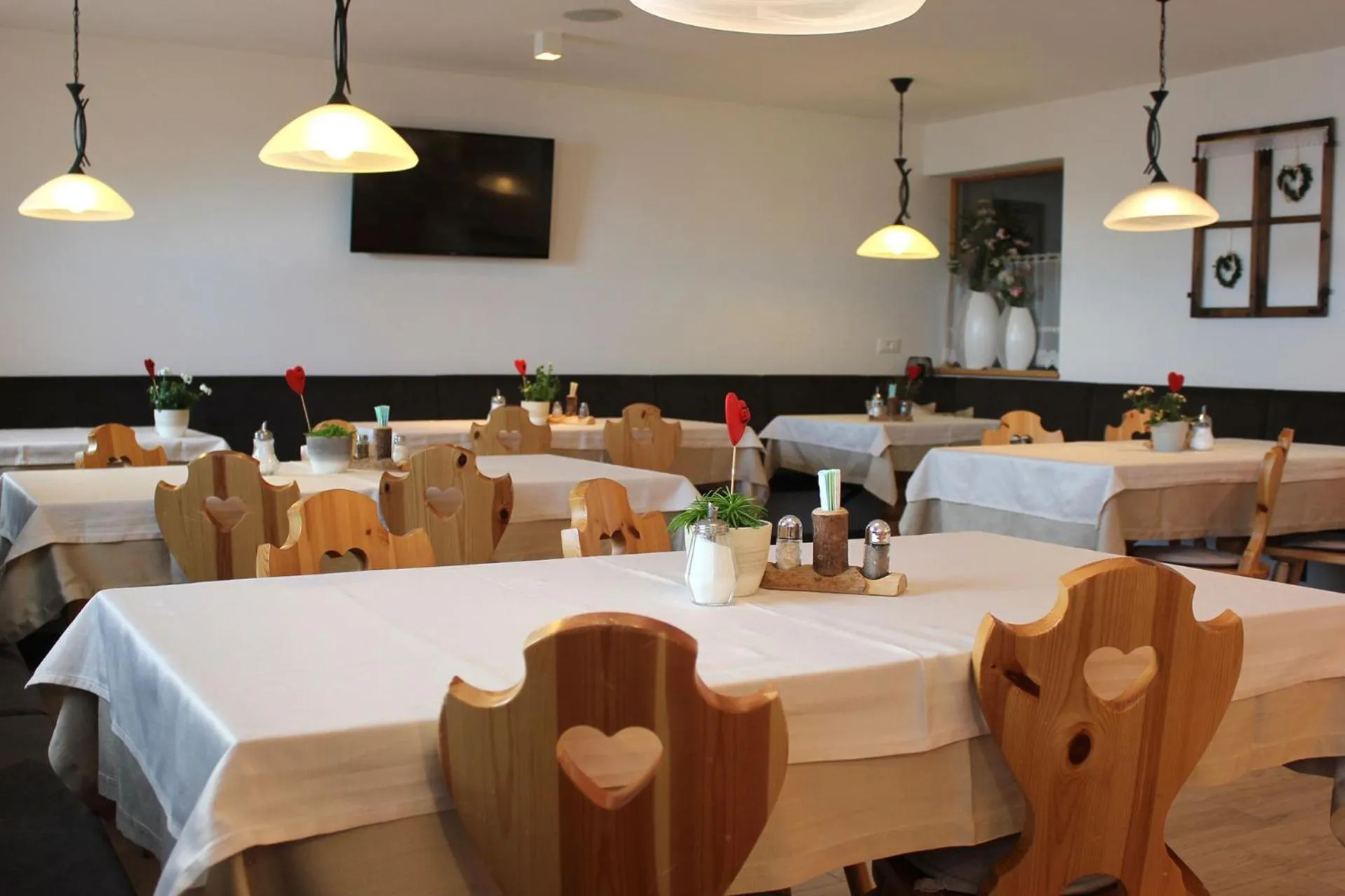 Restaurant/places to eat in Gasthaus Oberkirn