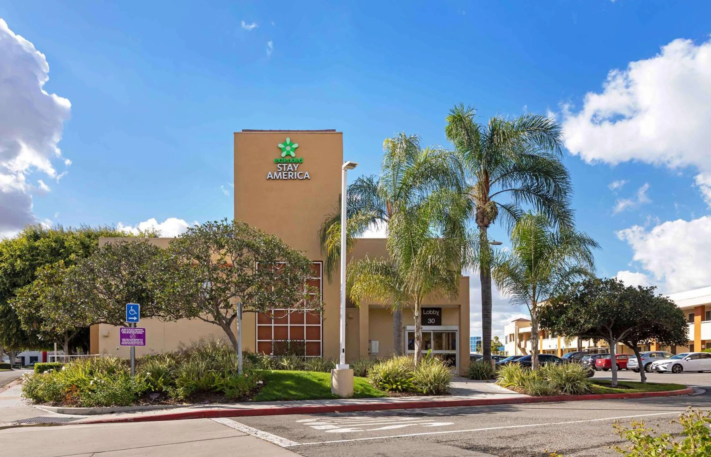 Property building in Extended Stay America Suites - Orange County - Irvine Spectrum