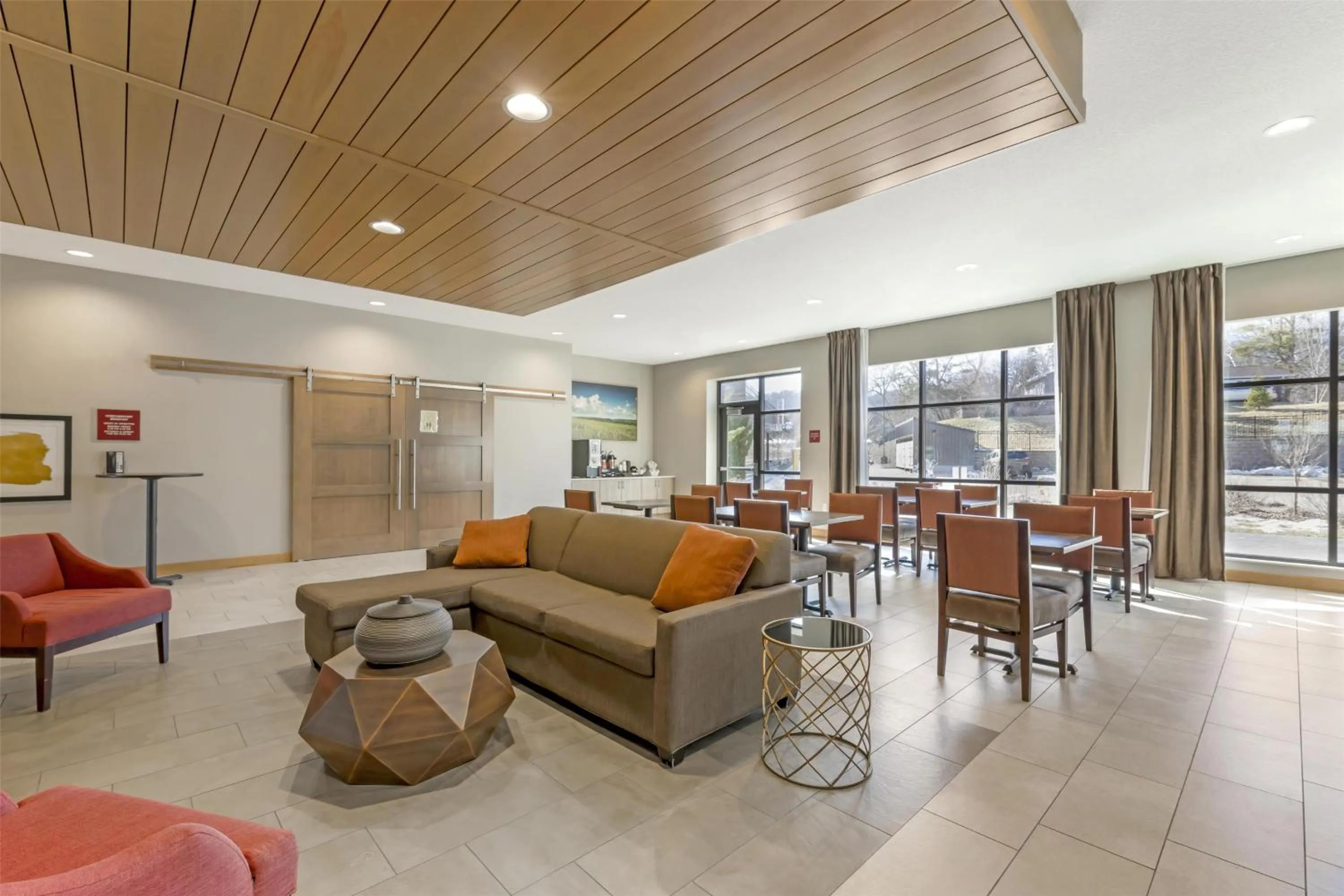 Breakfast in Best Western Plus LaCrescent - LaCrosse