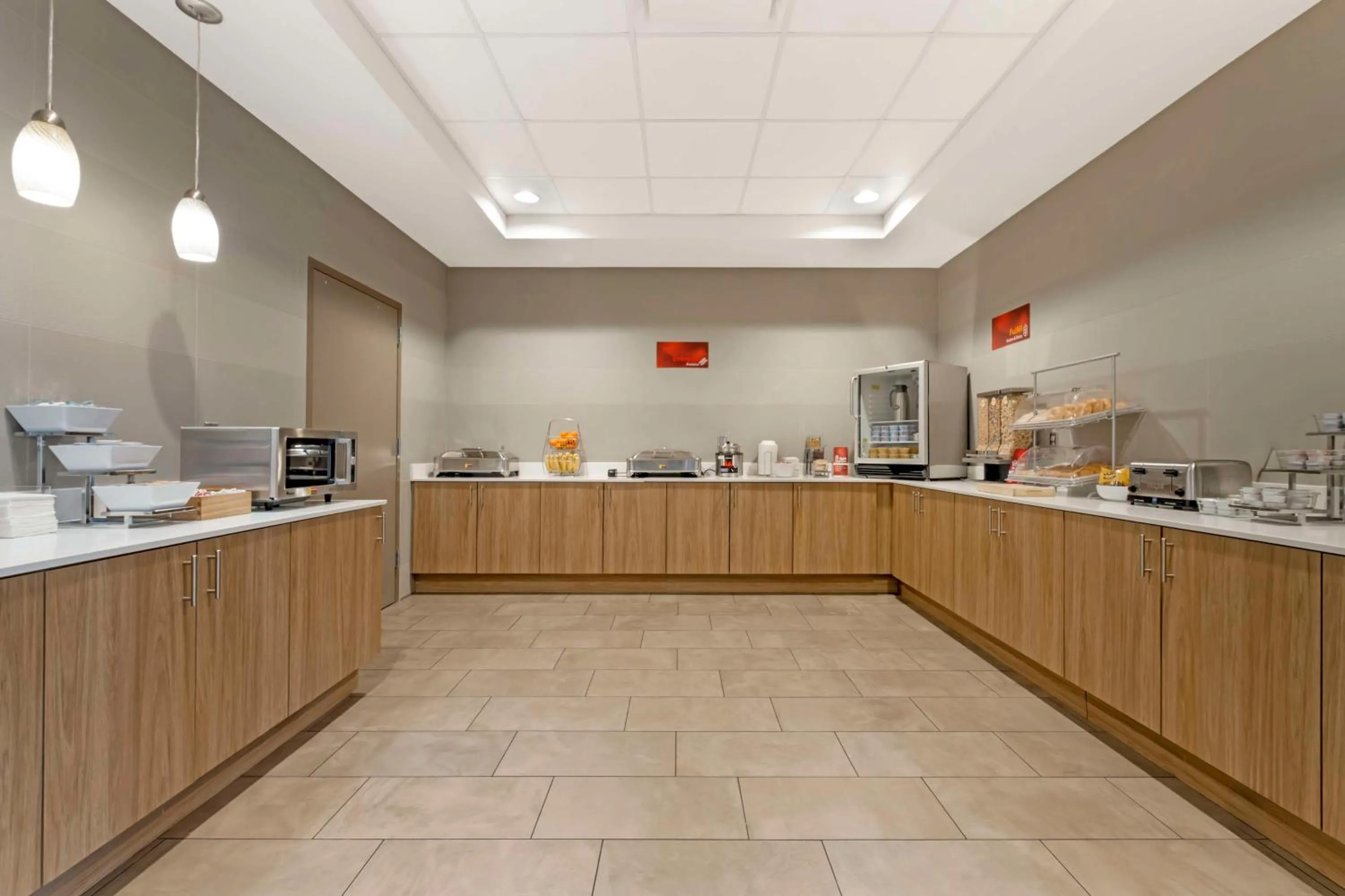 Breakfast in Best Western Plus LaCrescent - LaCrosse