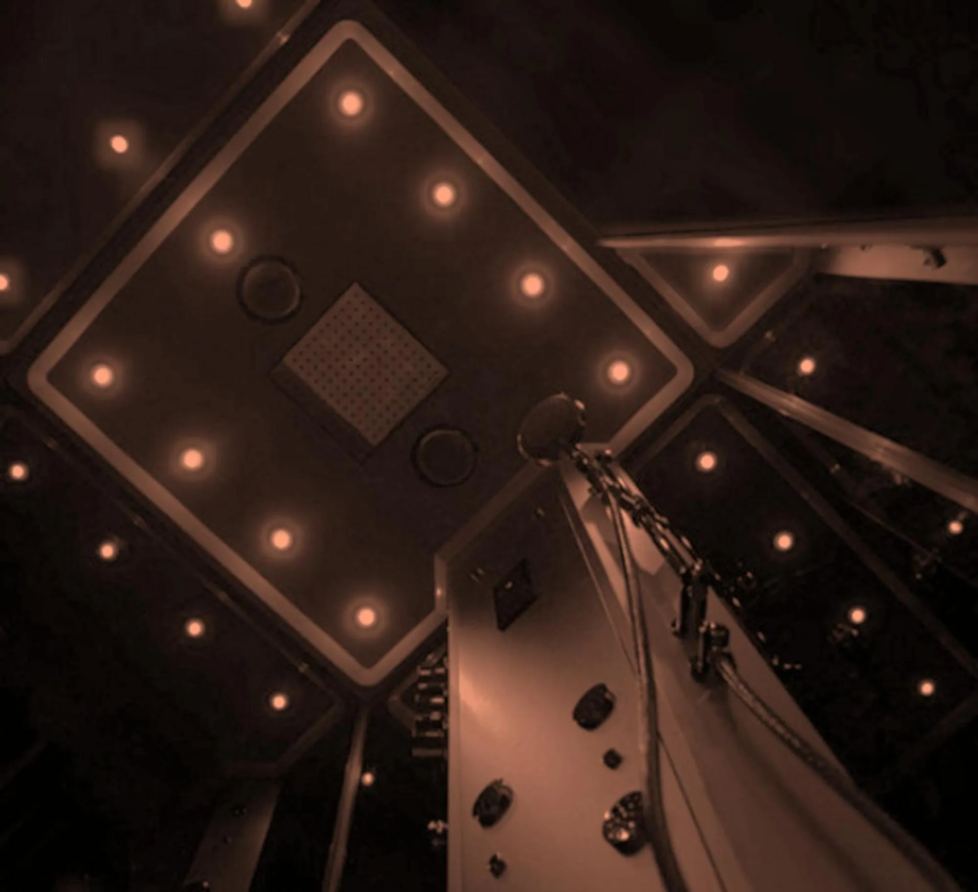 Shower in Plgfe - Maison d'hôtes EPICUROOMS - Suites romantiques 5 étoiles