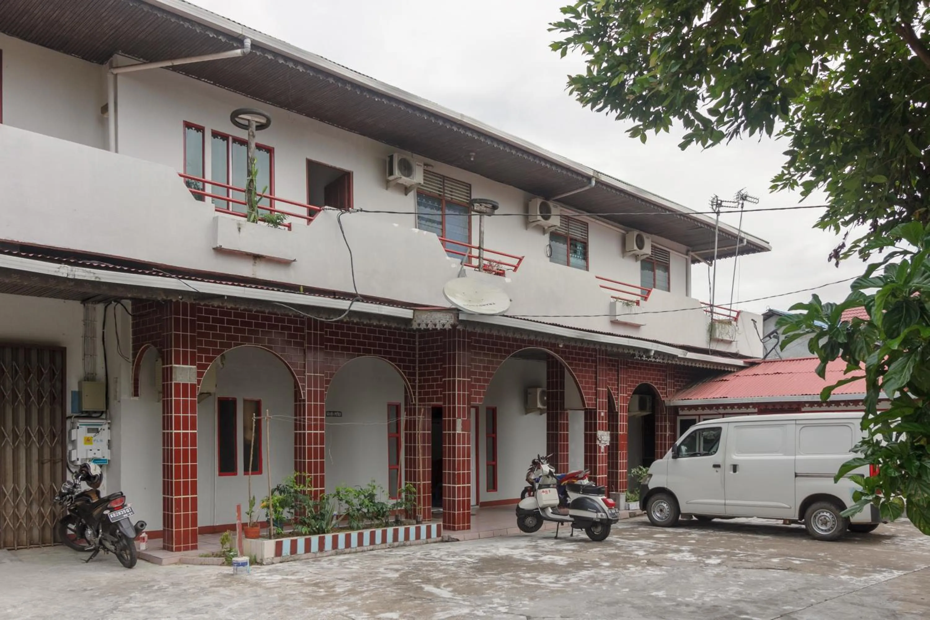 Property building in KoolKost Syariah near Ayani Mega Mall Pontianak