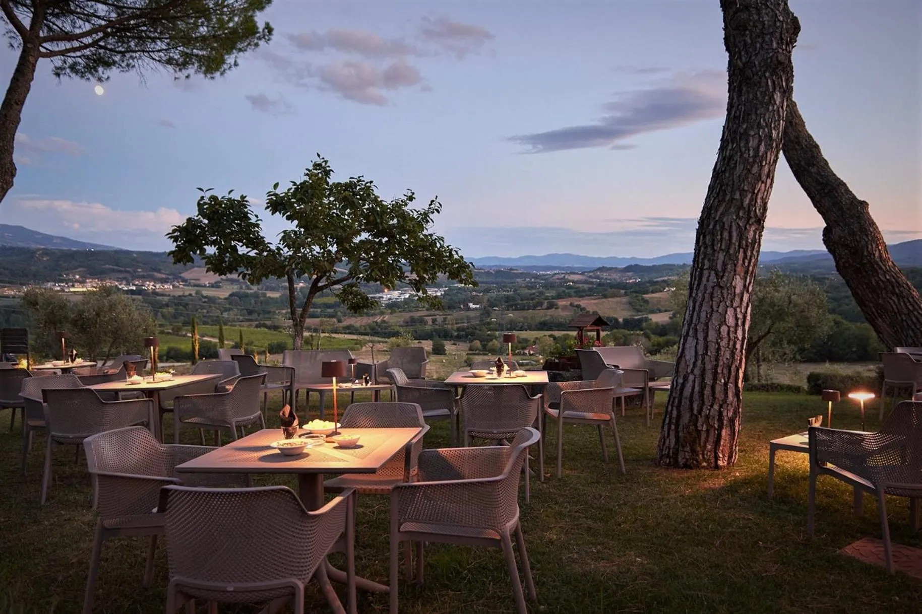 Restaurant/places to eat in Resort 37