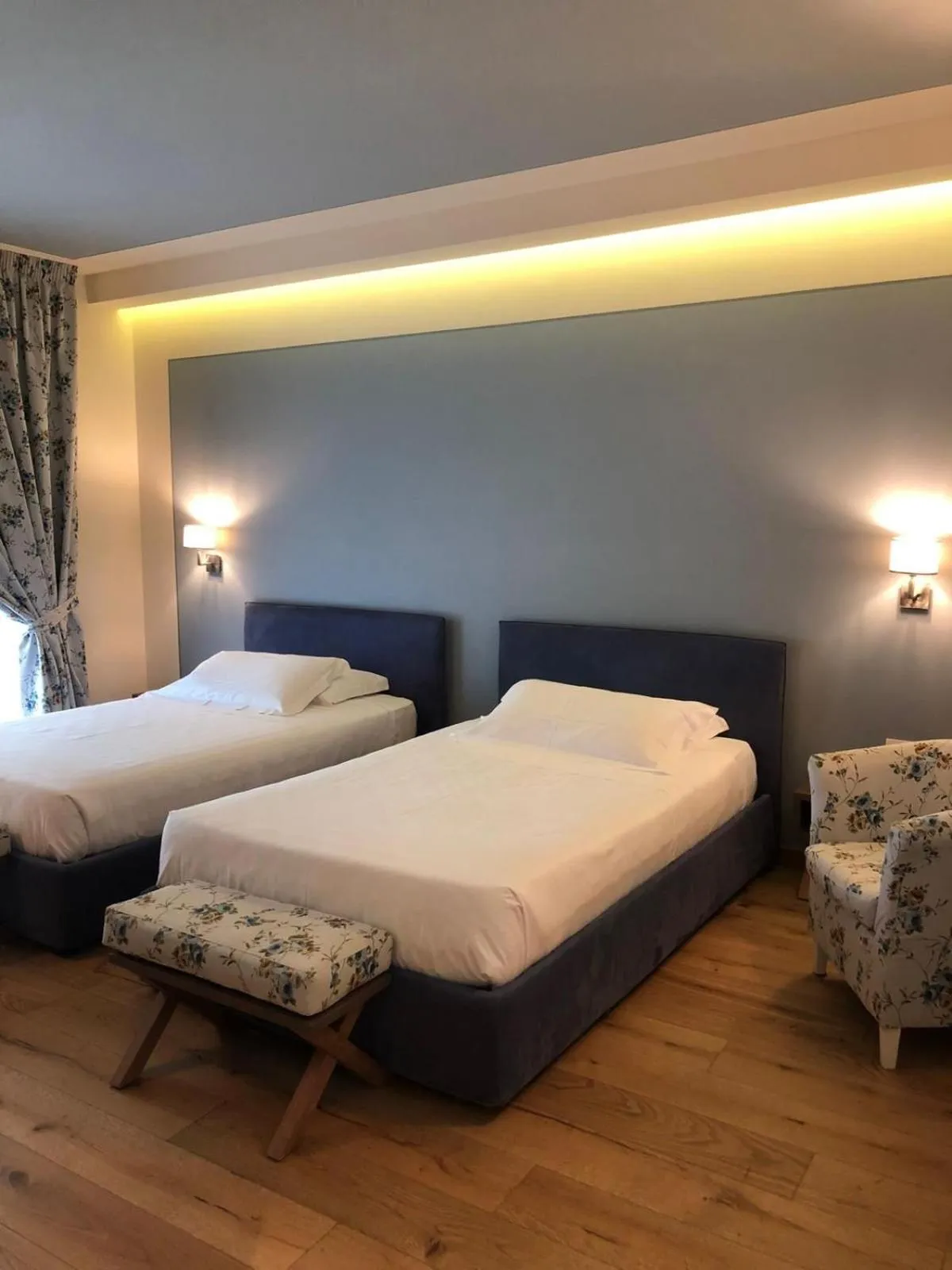 Bedroom, Bed in Resort 37