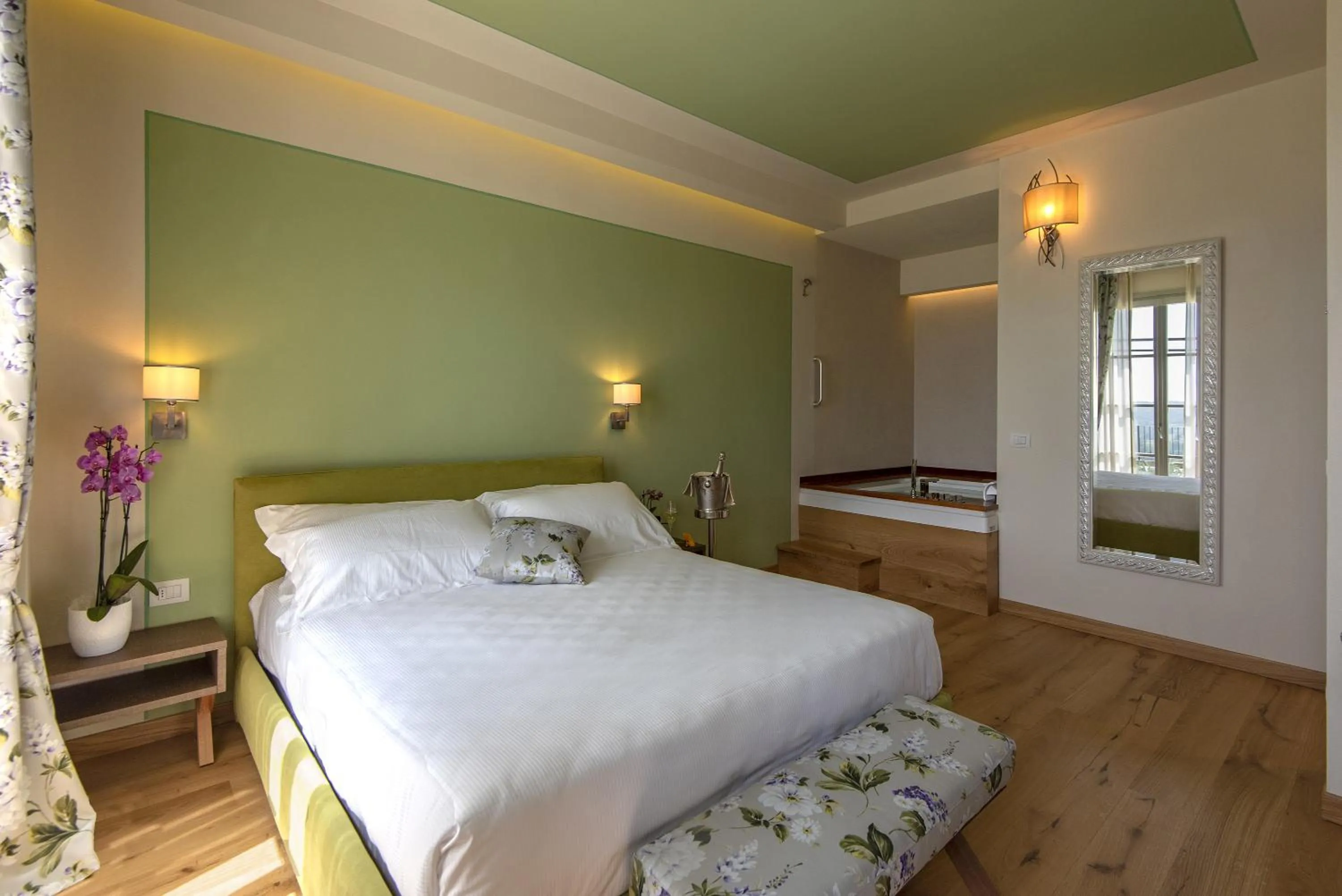 Bedroom, Bed in Resort 37