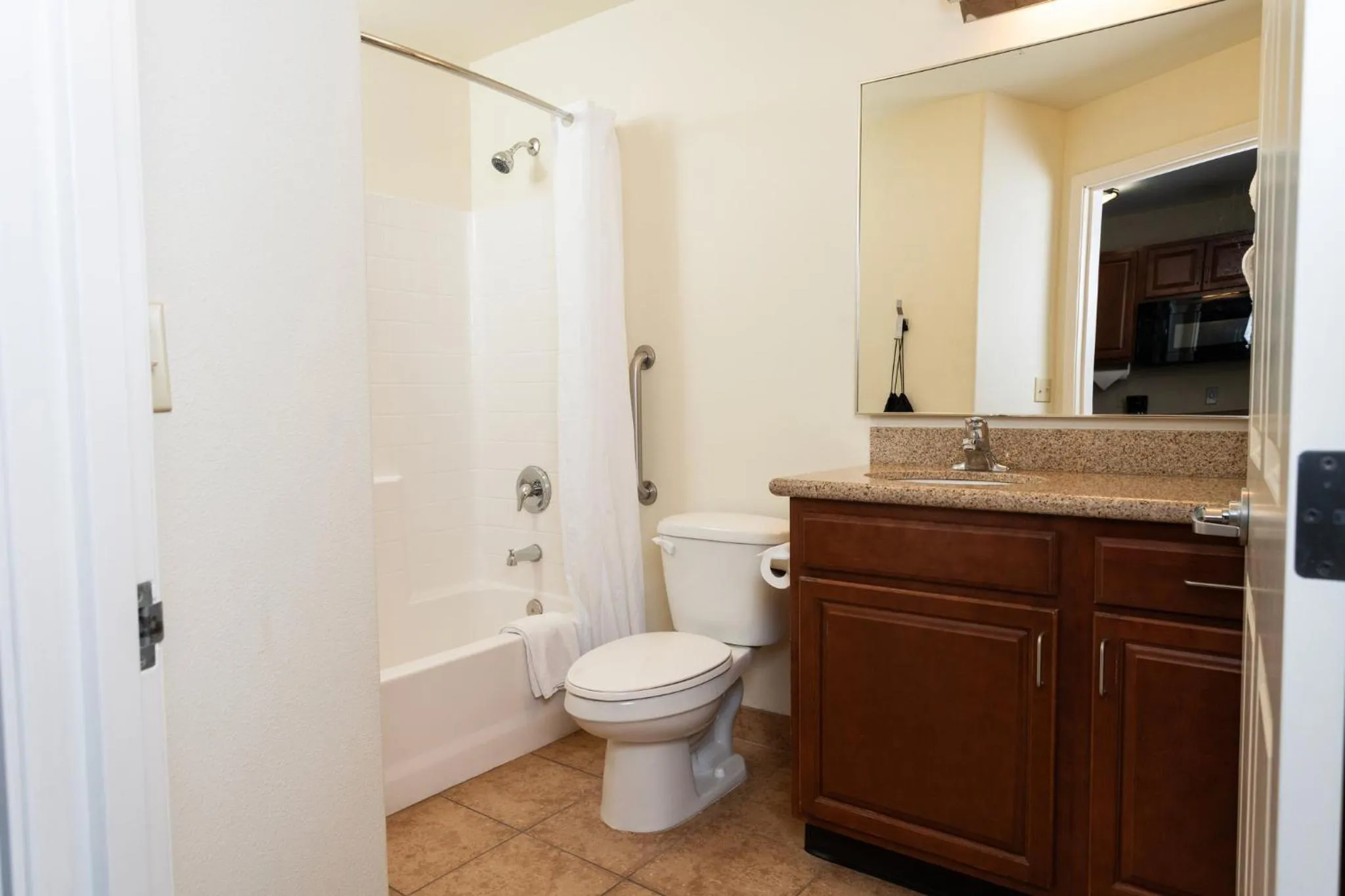 Photo of the whole room in Candlewood Suites Roswell by IHG