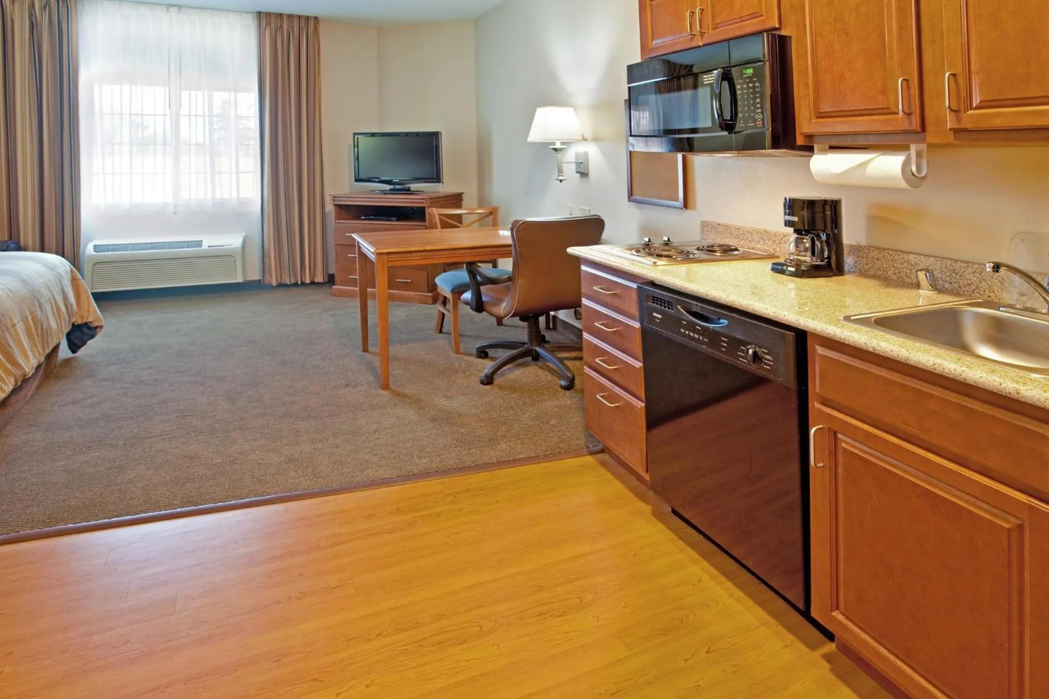 Bedroom, Bed in Candlewood Suites Roswell by IHG