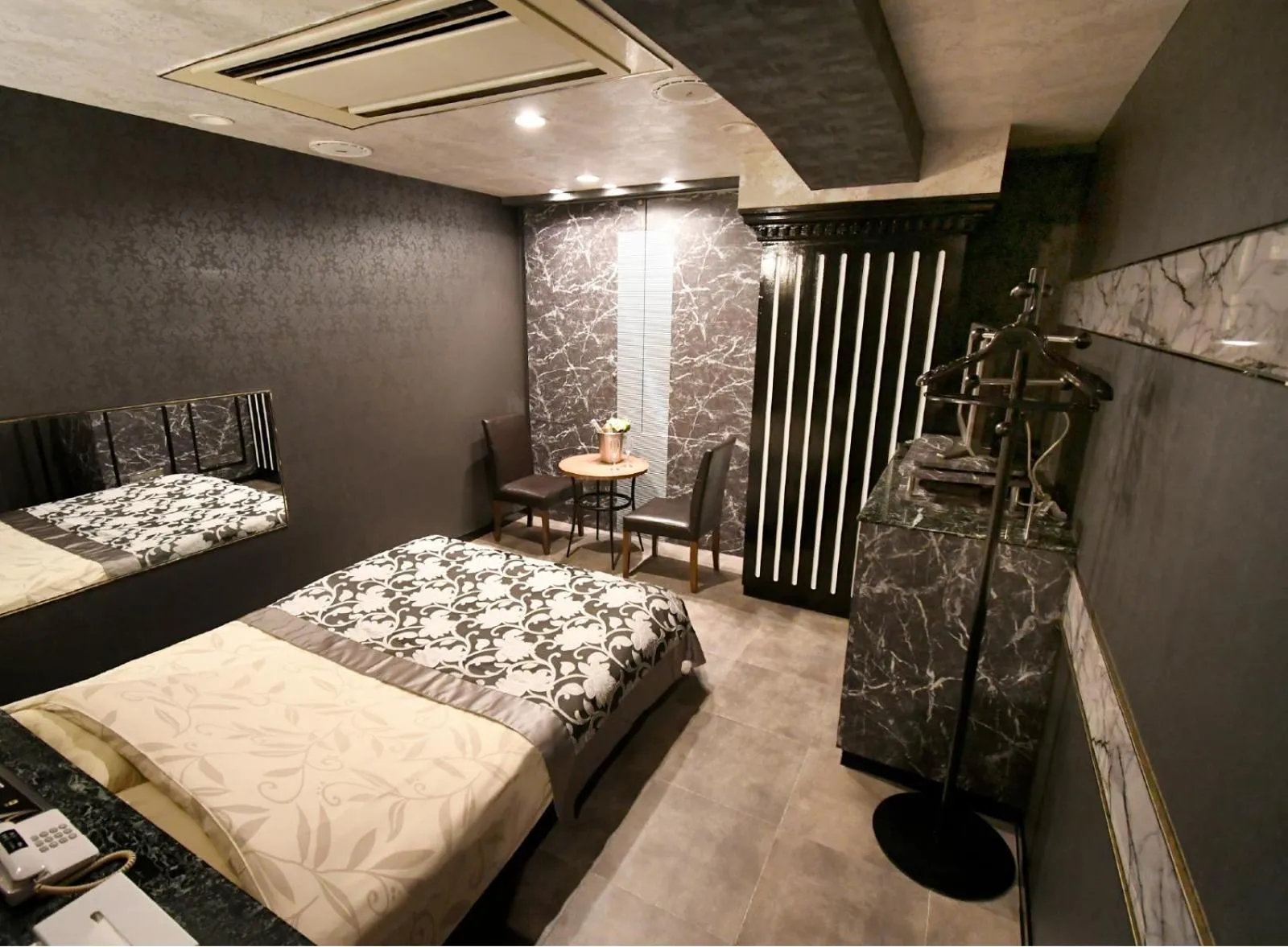 Bed in Hotel Gran Villa