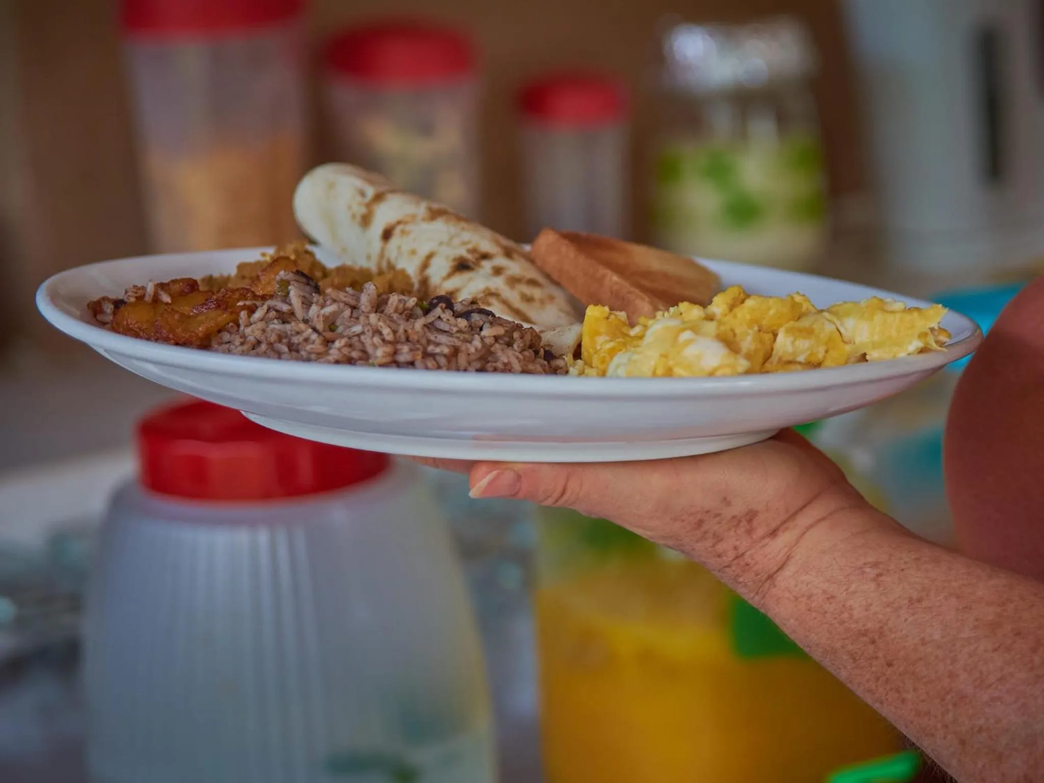 Breakfast in Tranquilidad Resort