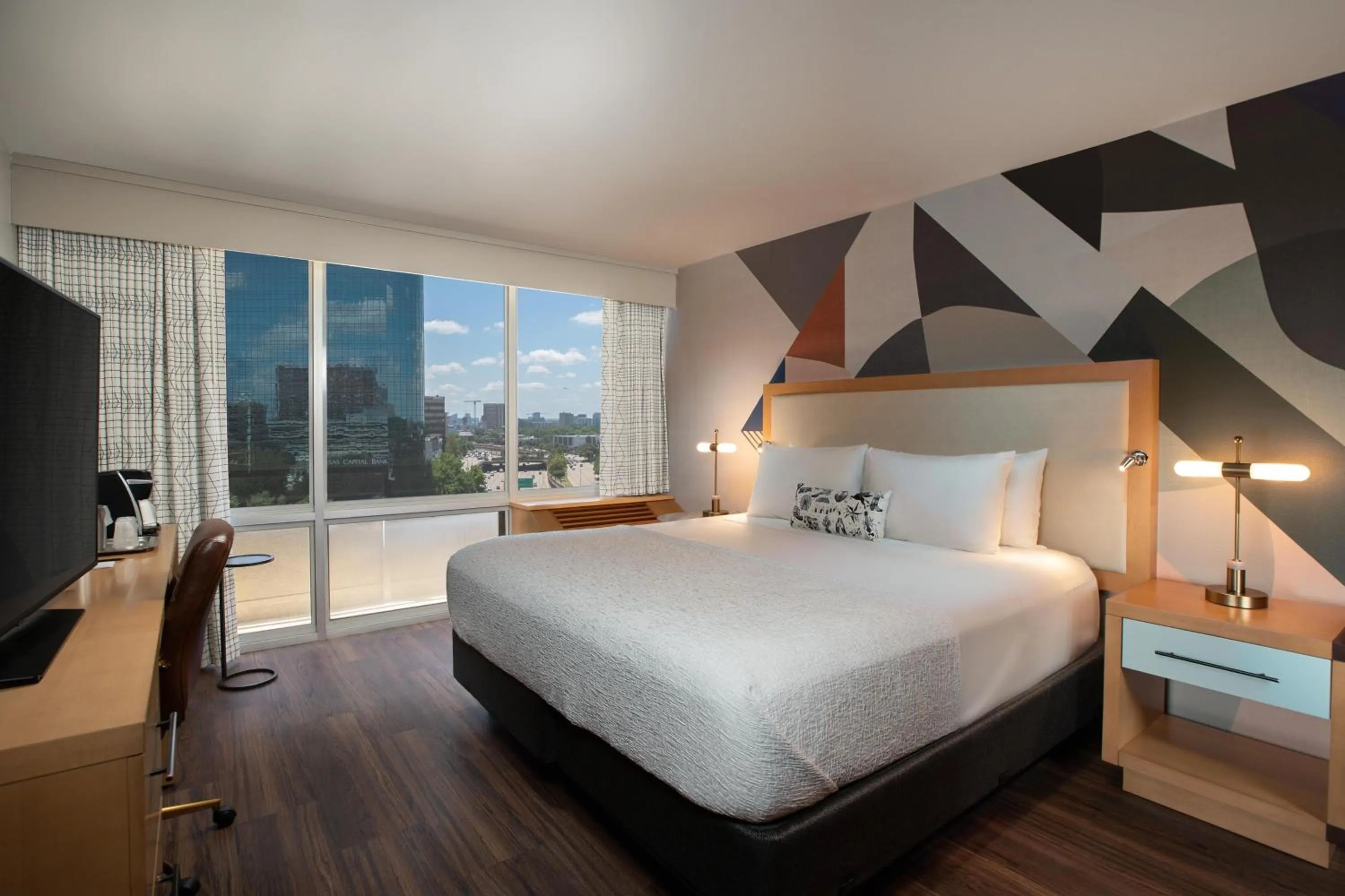 Photo of the whole room, Bed in The Beeman Hotel