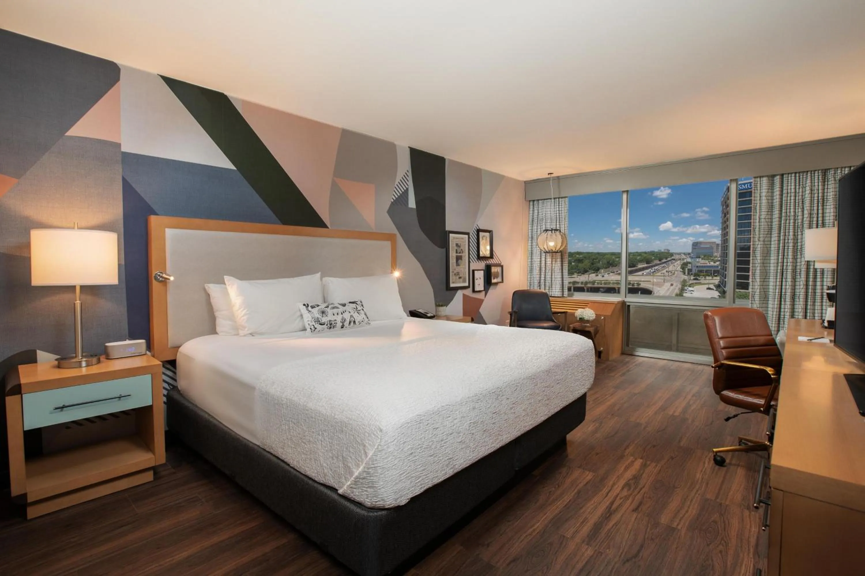 Photo of the whole room, Bed in The Beeman Hotel