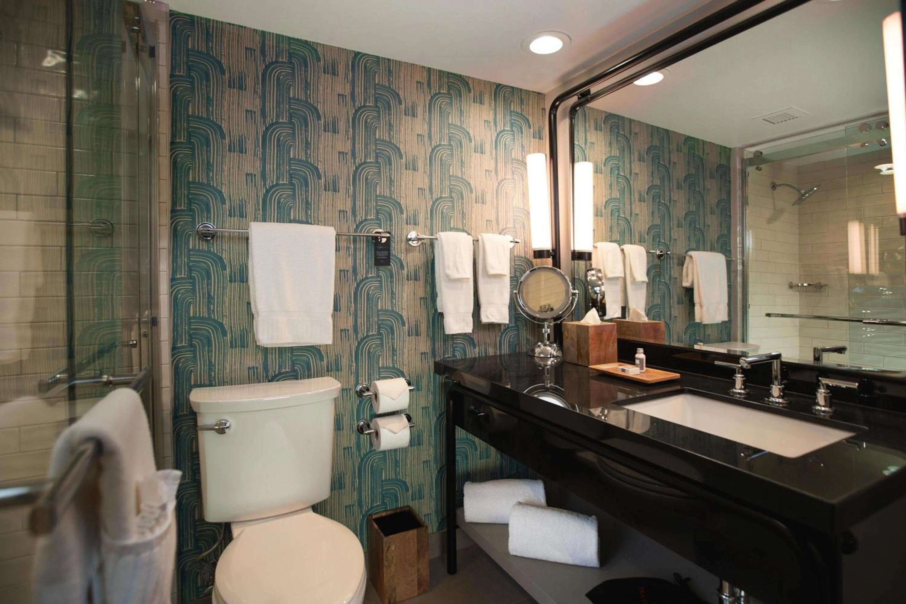 Bathroom in The Beeman Hotel