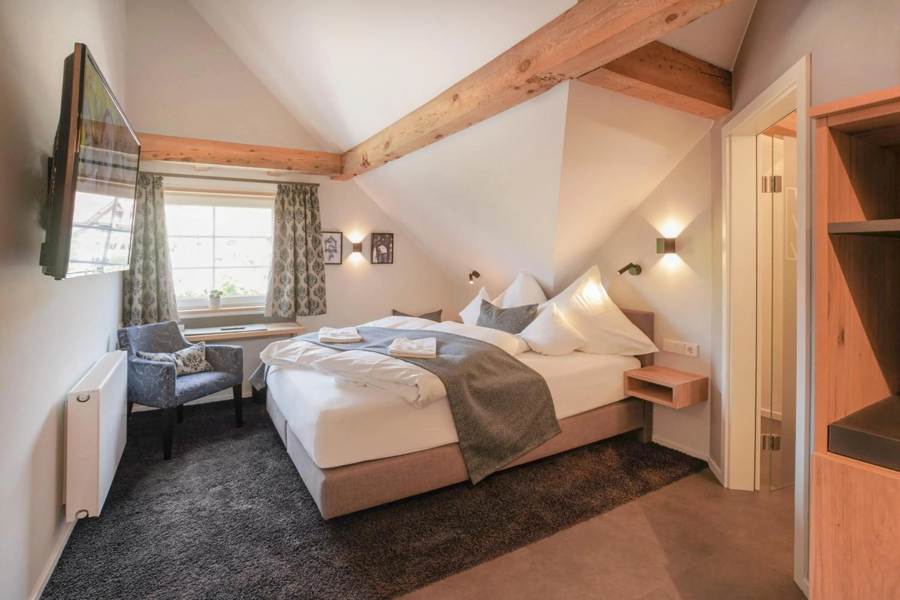 Bed in Hotel Restaurant Der Engel, Sasbachwalden