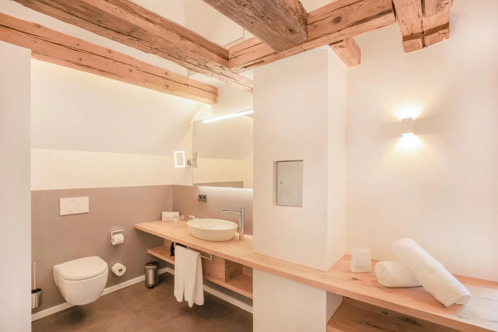 Toilet in Hotel Restaurant Der Engel, Sasbachwalden