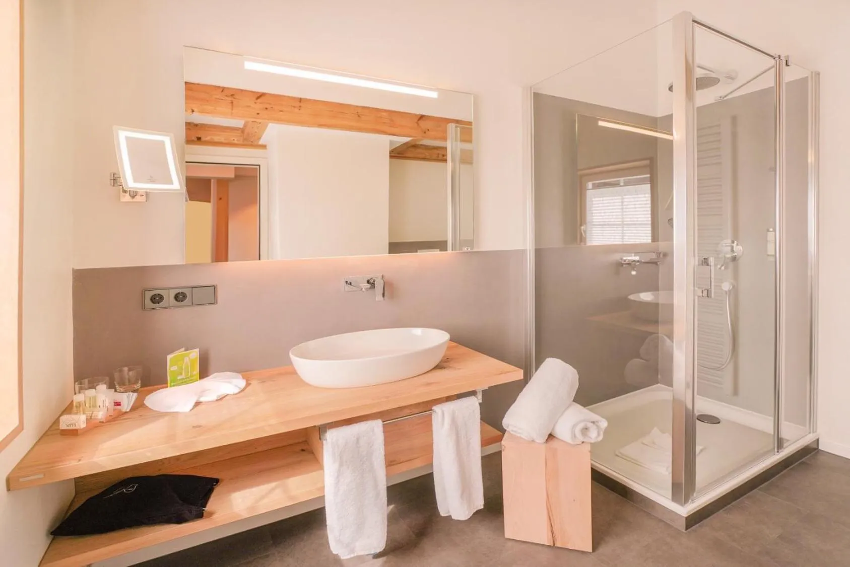 Shower in Hotel Restaurant Der Engel, Sasbachwalden