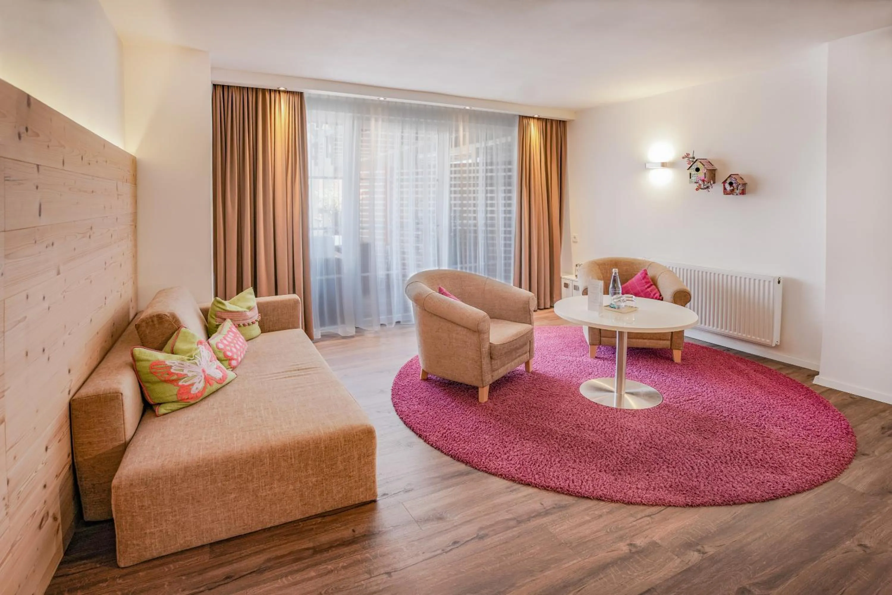 Seating area in Hotel Restaurant Der Engel, Sasbachwalden