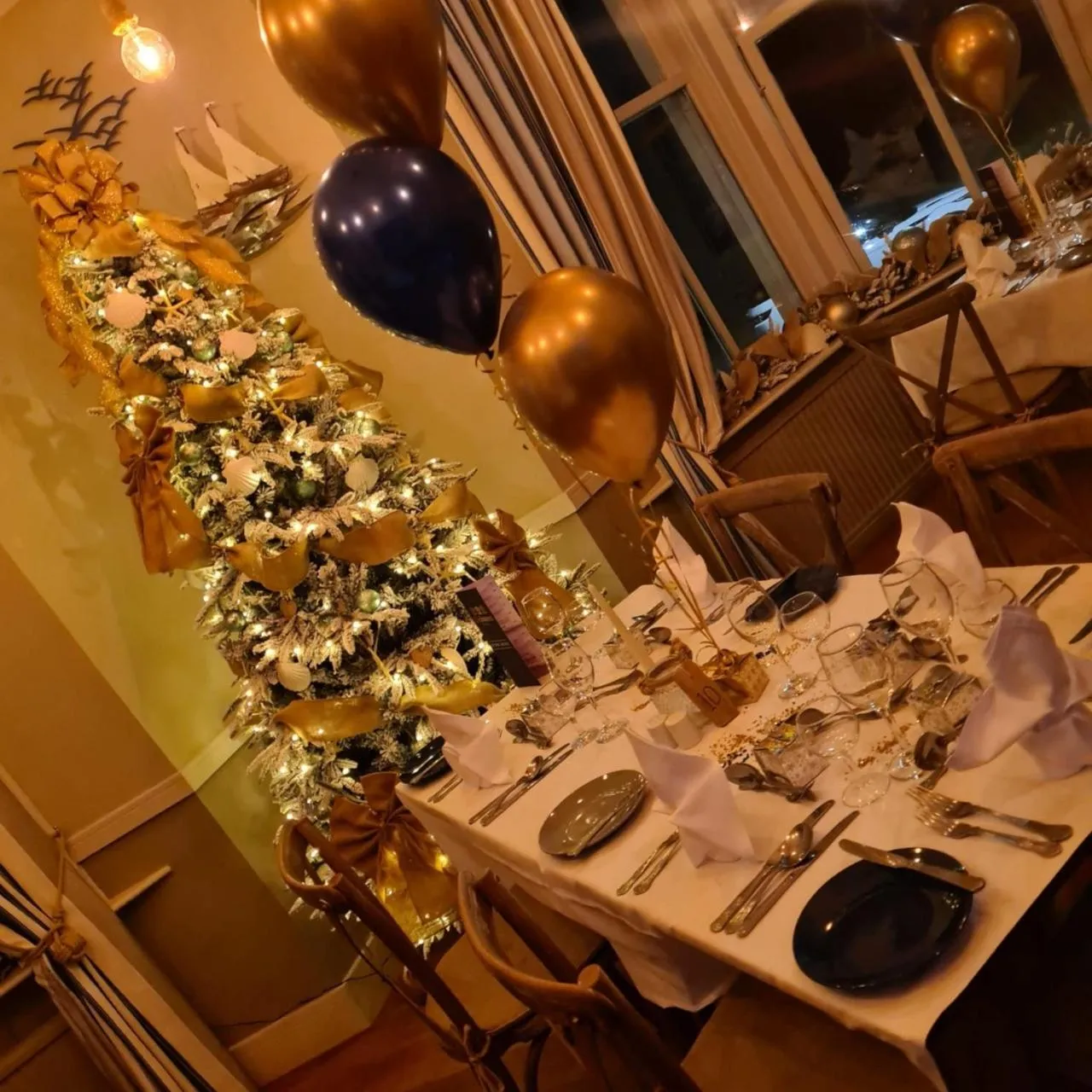 Restaurant/places to eat in Delmont Hotel & View Restaurant