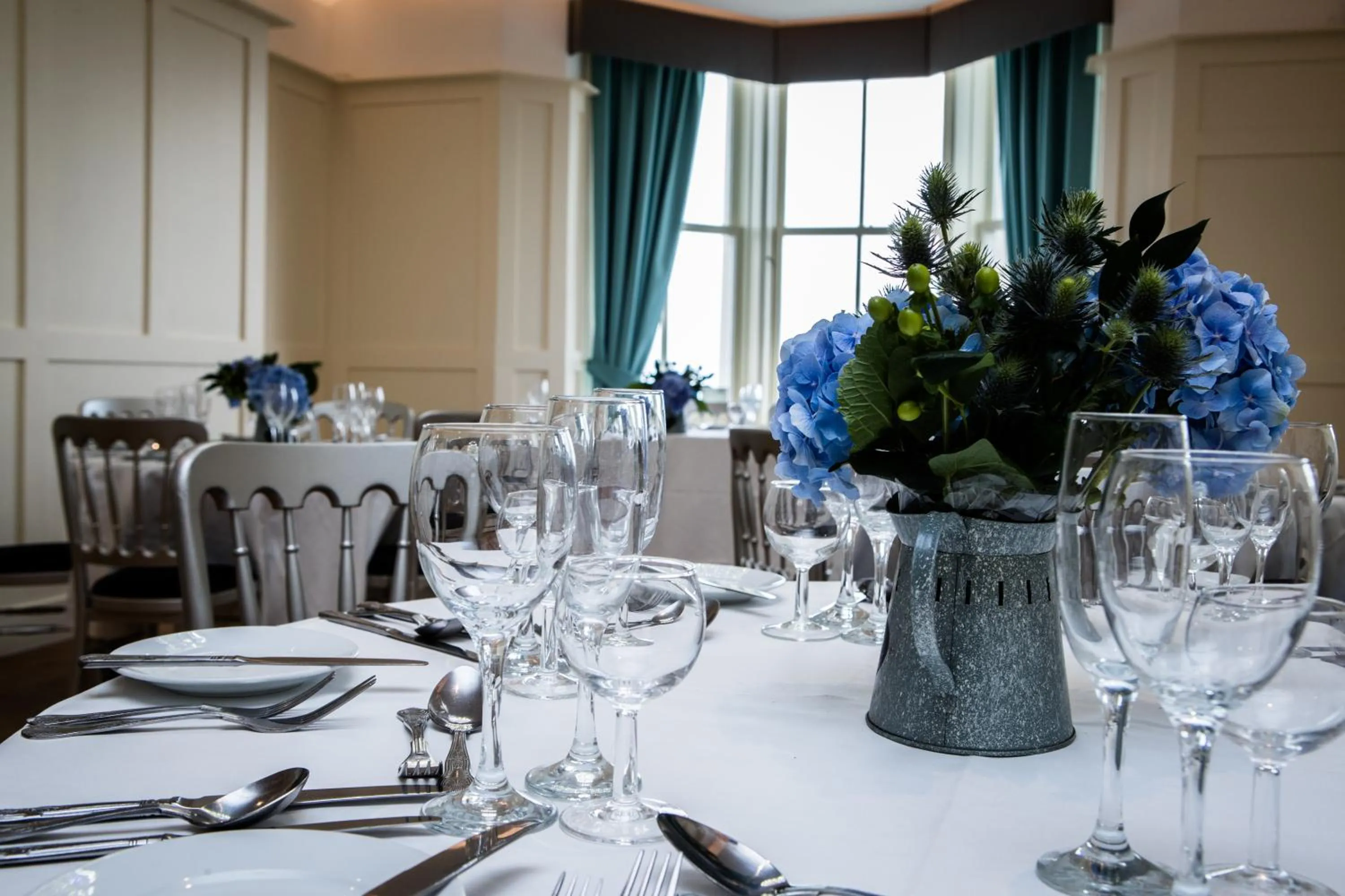 Banquet/Function facilities in Delmont Hotel & View Restaurant