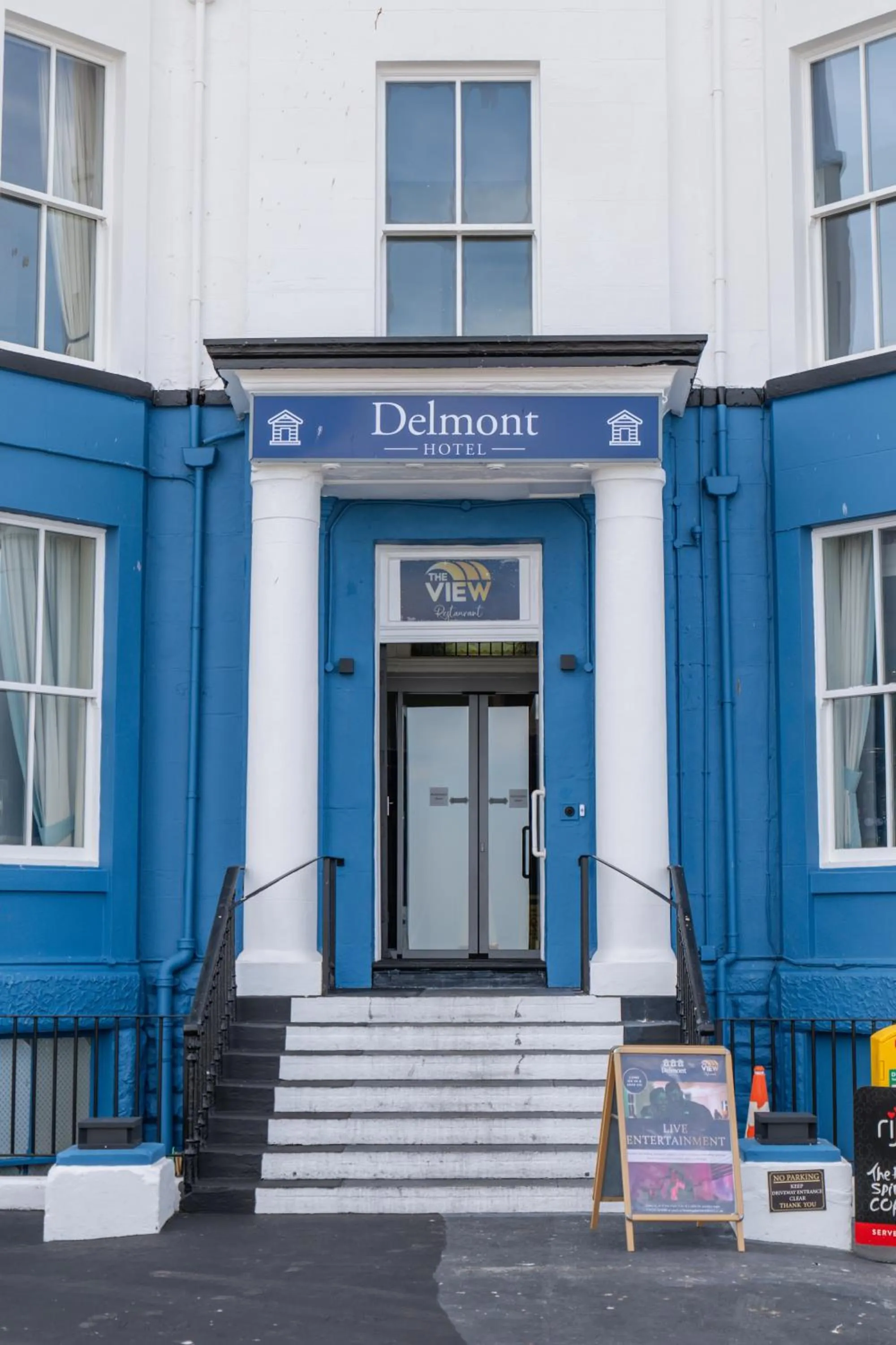 Facade/entrance in Delmont Hotel & View Restaurant