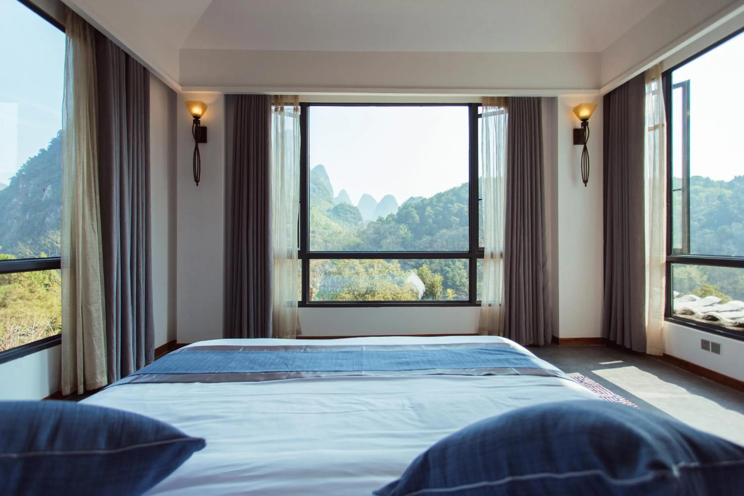 Bedroom, Bed in Li River Resort